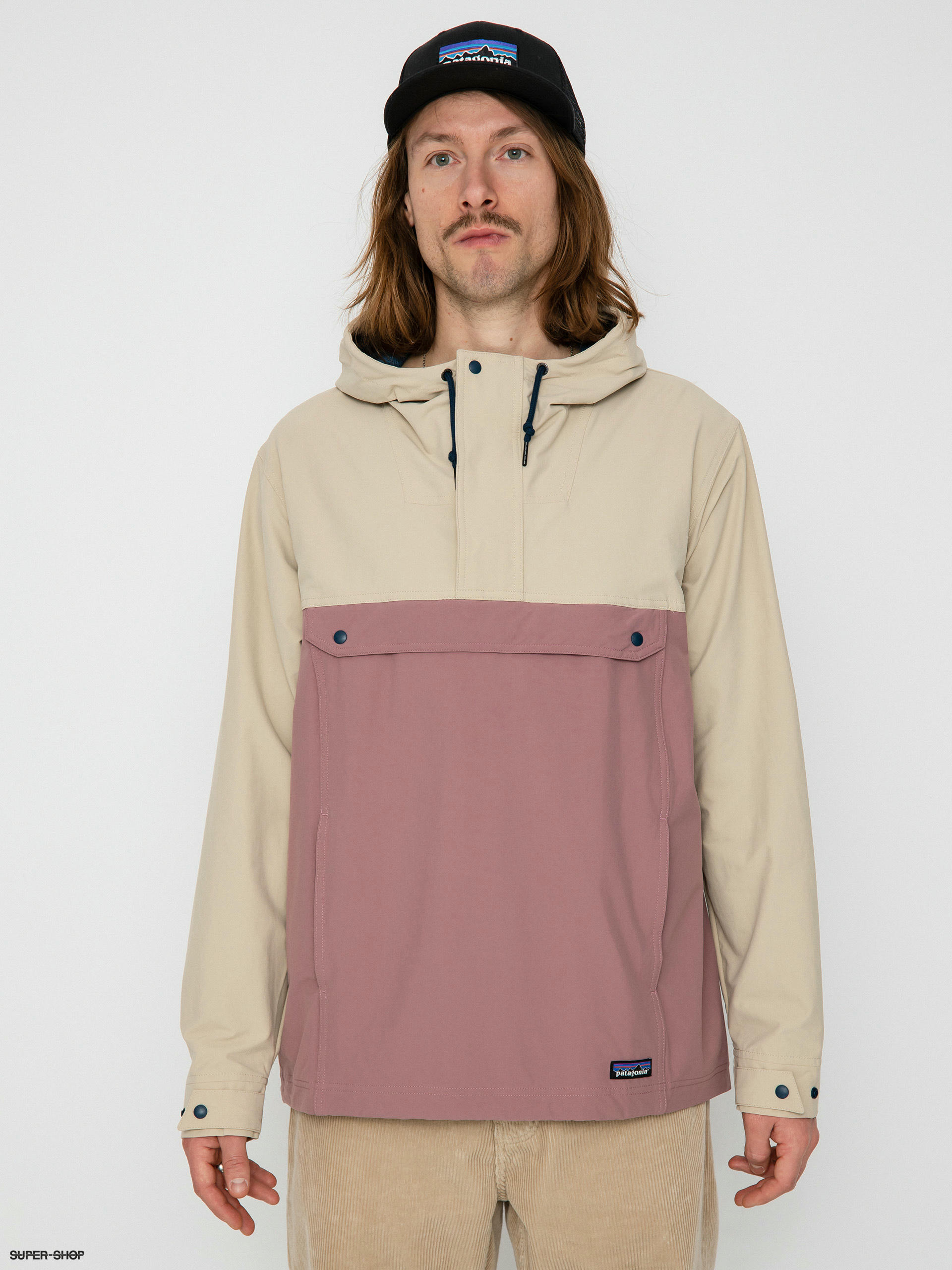 Patagonia discount maroon jacket