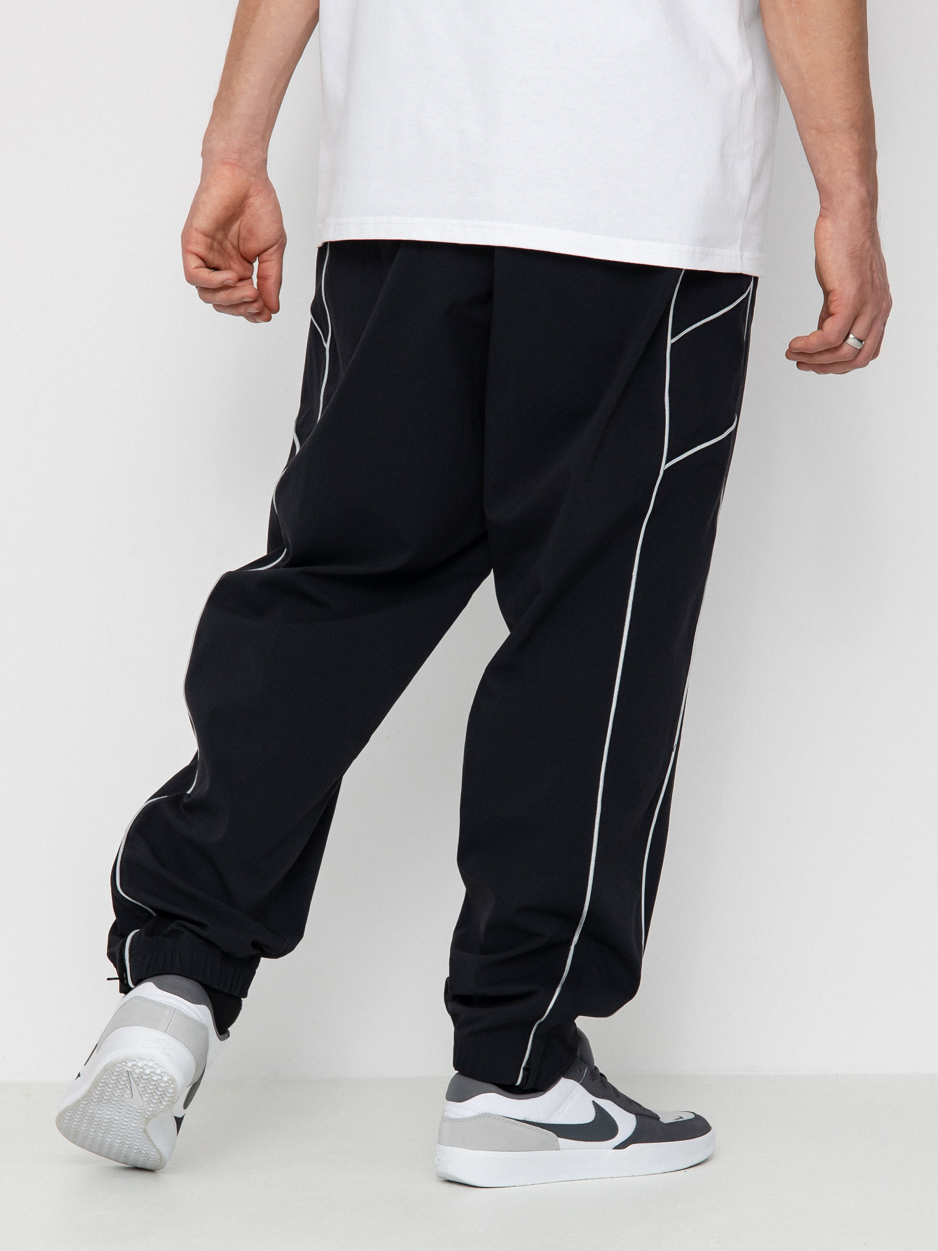 Nike sb best sale swoosh track pants