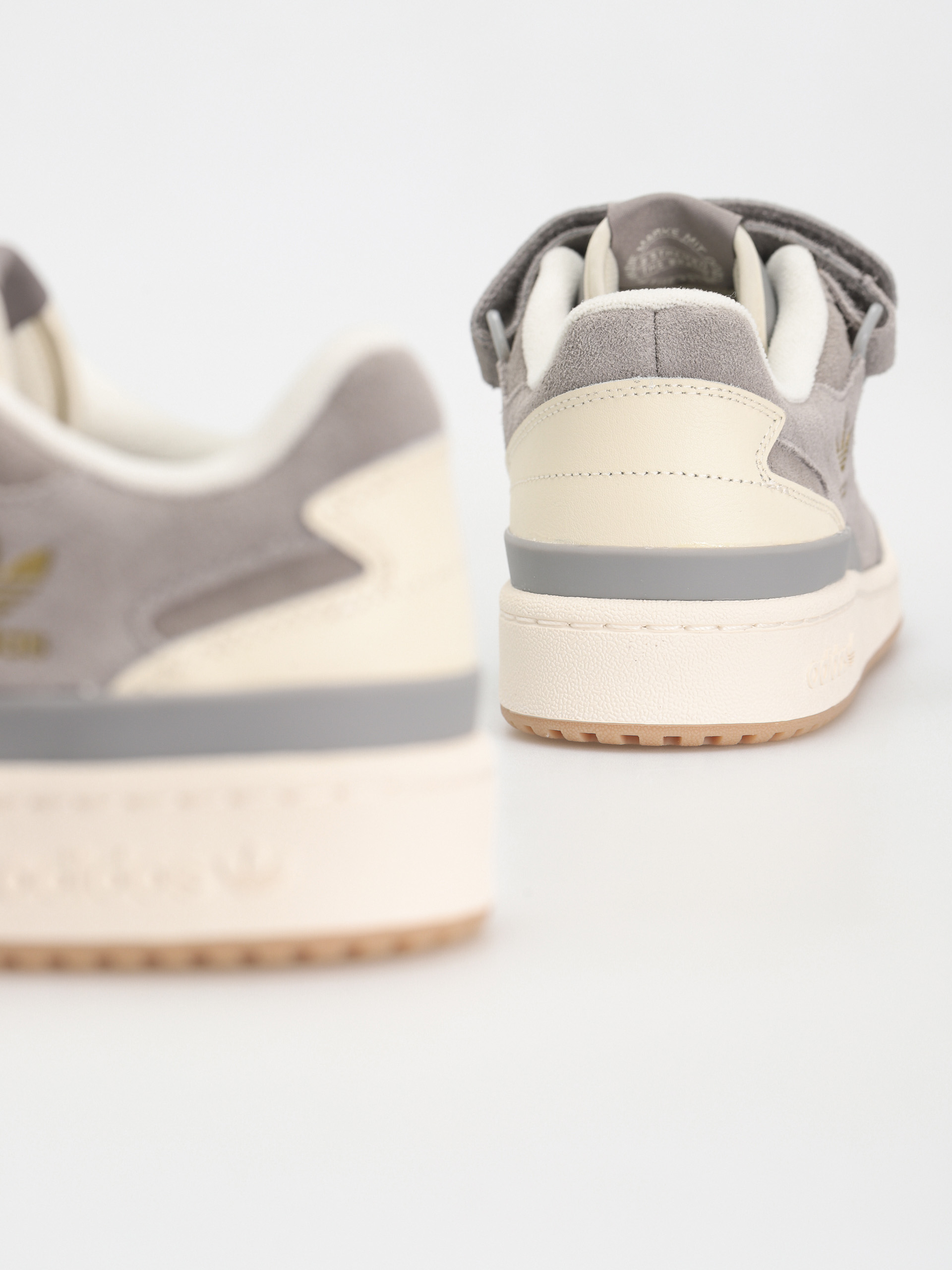 adidas Originals Forum Low Schuhe (chsogr/cwhite/gum3)