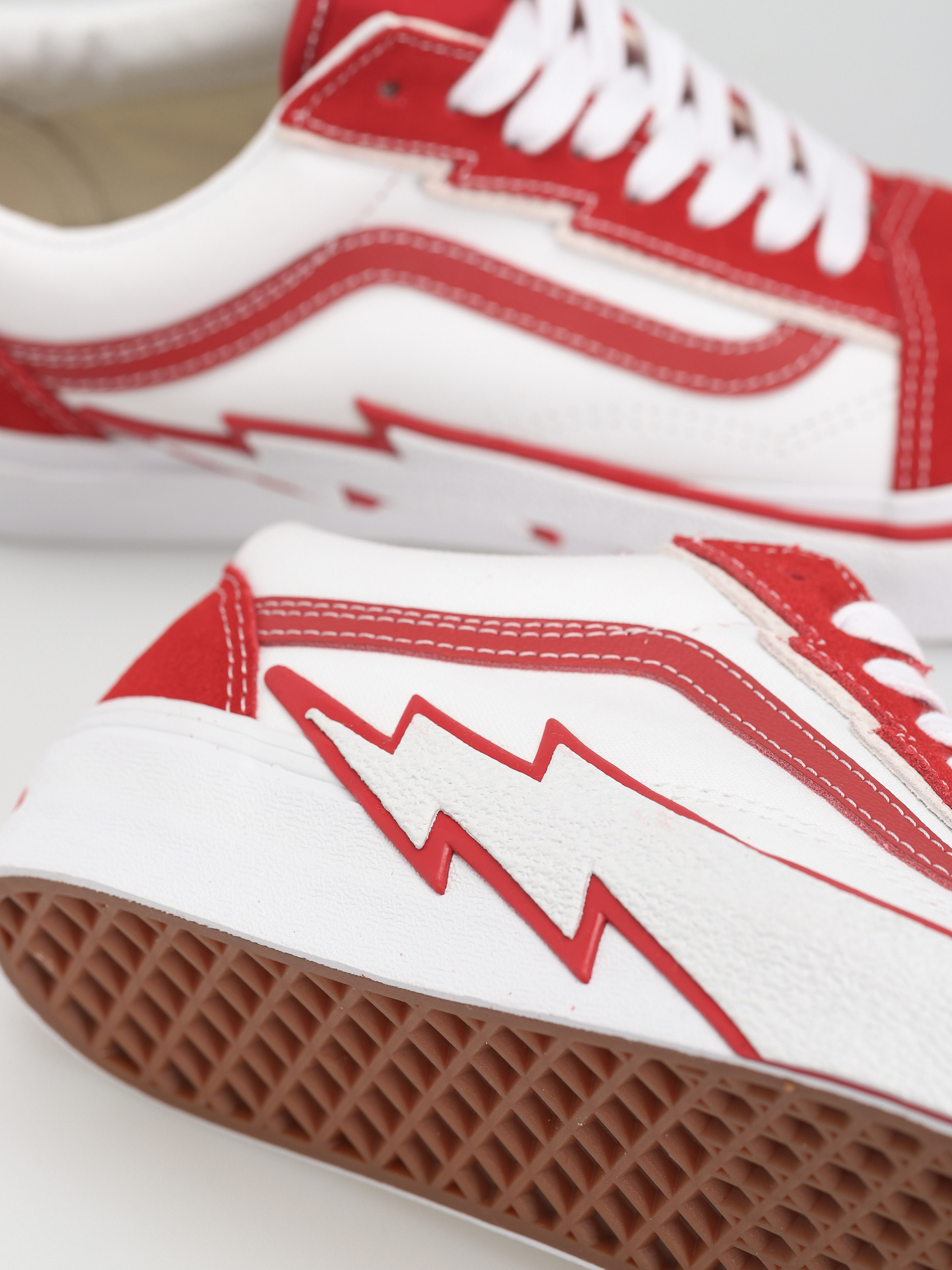 Vans Old Skool Bolt Shoes (2 tone red/true white)