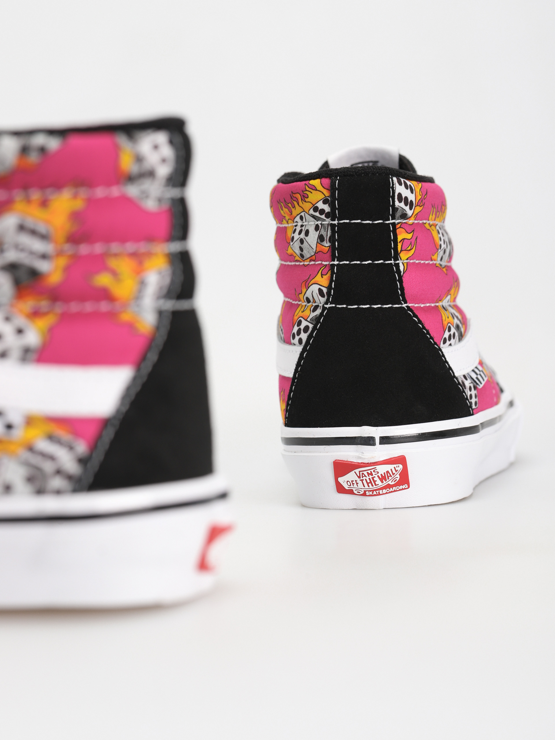 Vans Skate Sk8 Hi Shoes (fuchsia fedora)