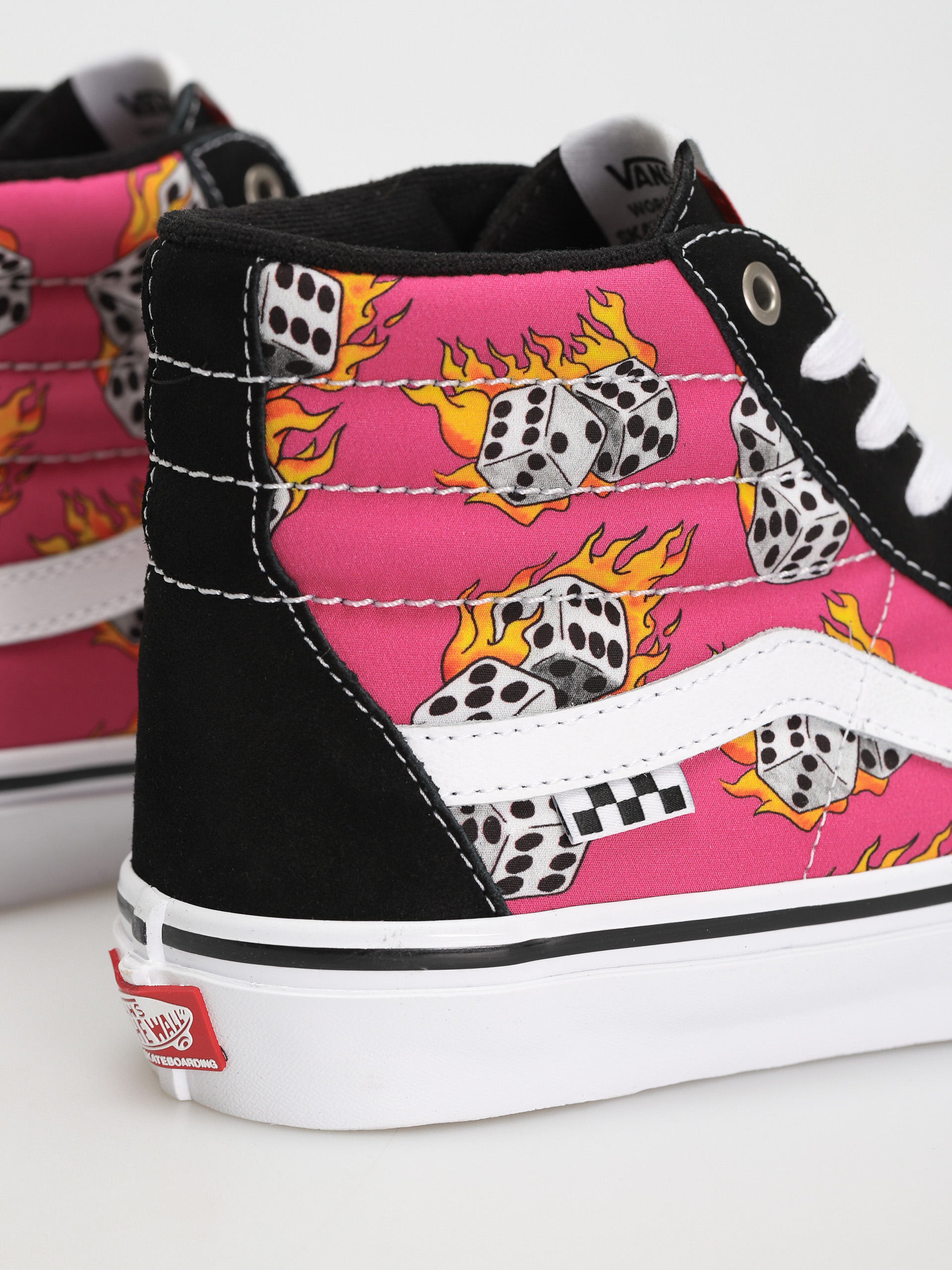 Vans Skate Sk8 Hi Shoes (fuchsia fedora)