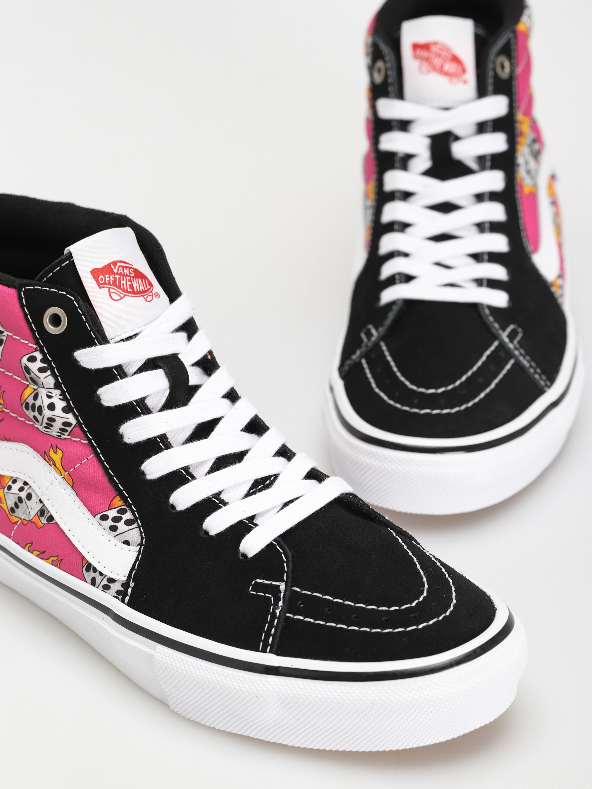 Vans Skate Sk8 Hi Shoes (fuchsia fedora)