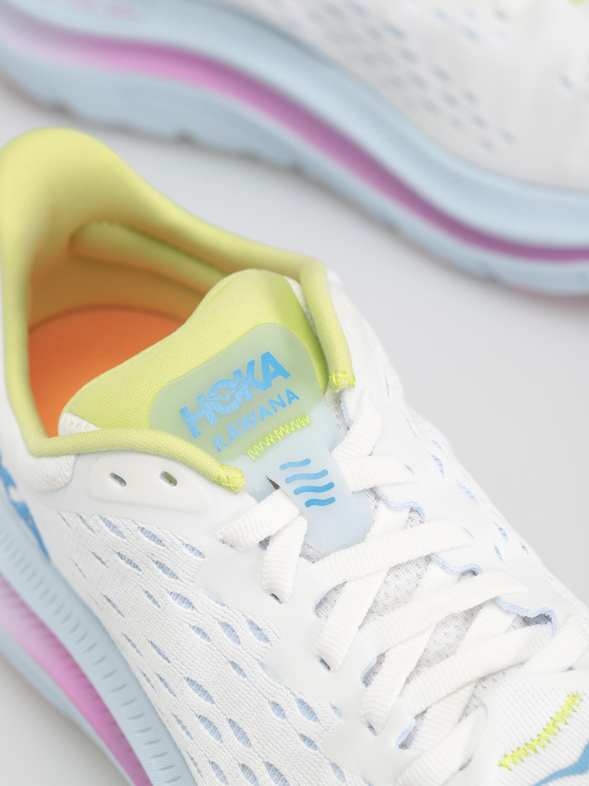 Hoka Kawana Shoes Wmn (white/ice water)
