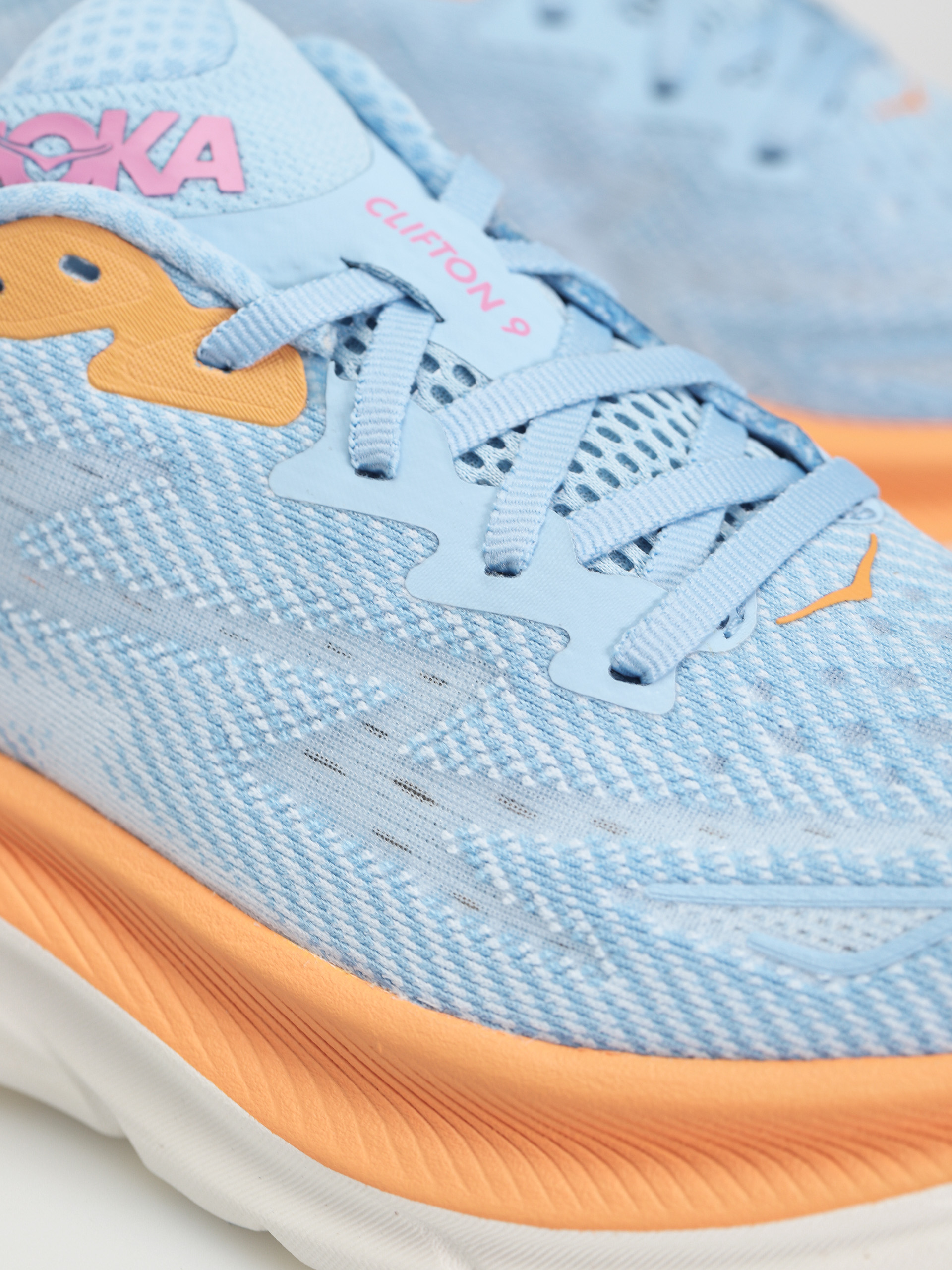 Hoka Clifton 9 Shoes Wmn (airy blue/ice water)