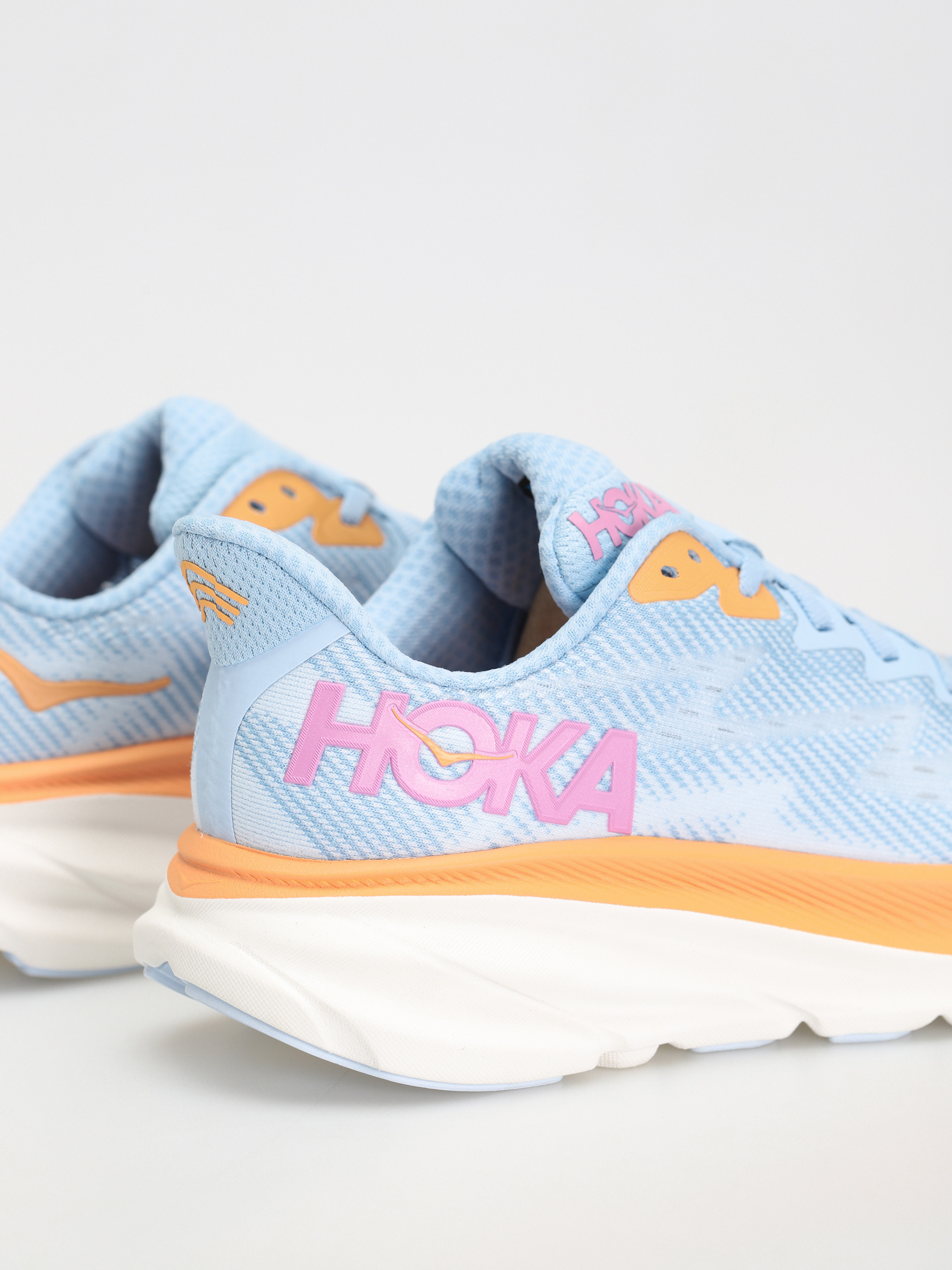 Hoka Clifton 9 Shoes Wmn (airy blue/ice water)