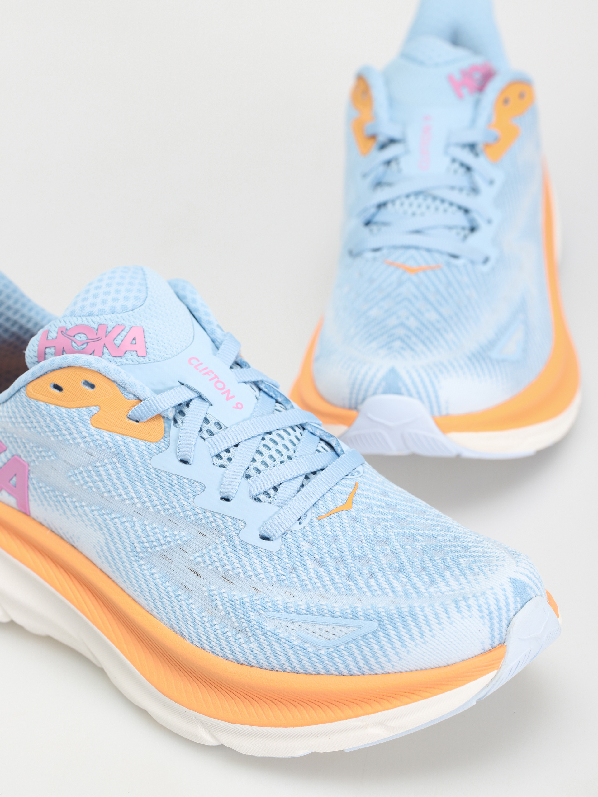 Hoka Clifton 9 Shoes Wmn (airy blue/ice water)