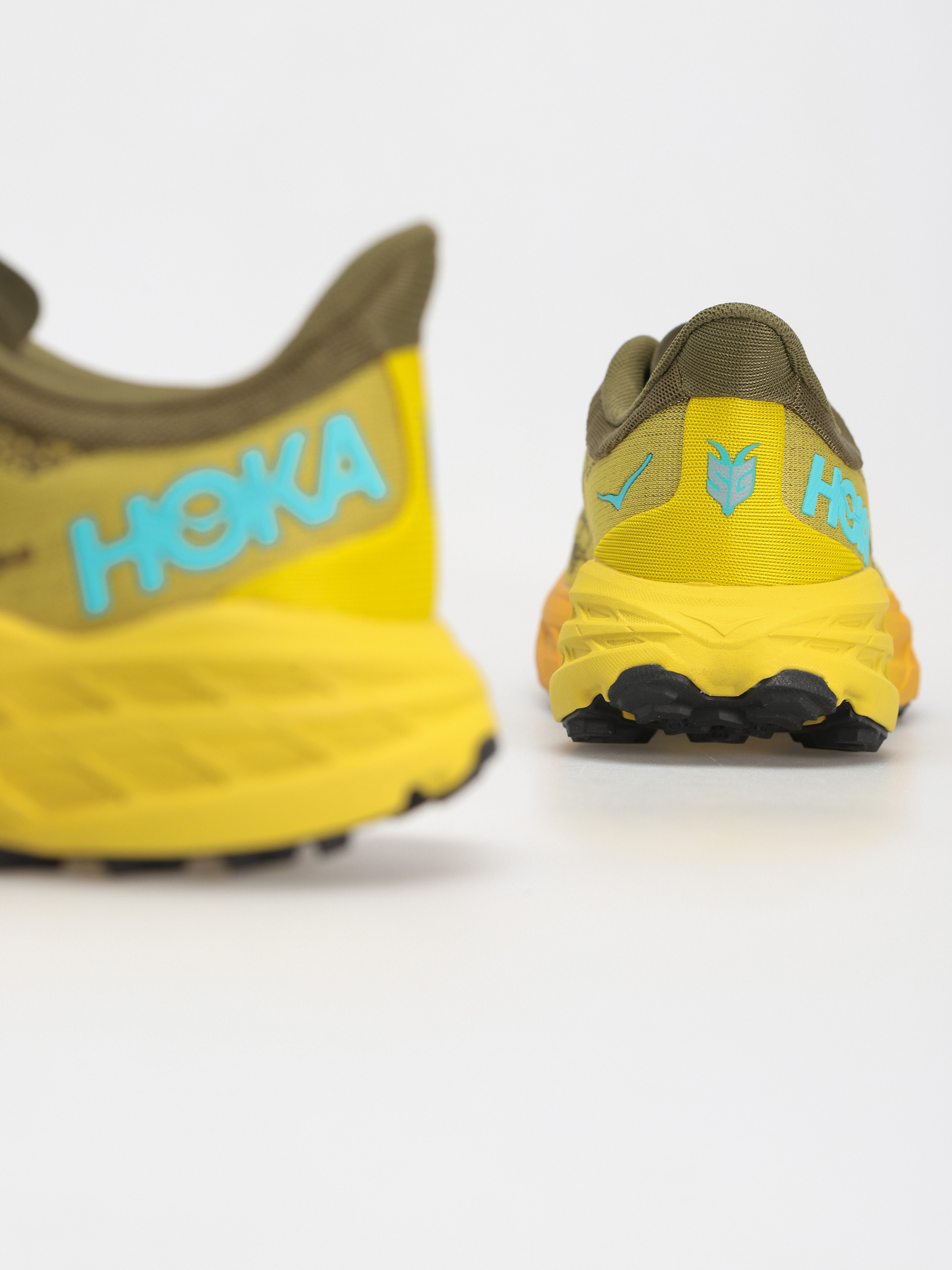 Hoka Speedgoat 5 Schuhe (avocado/passion fruit)