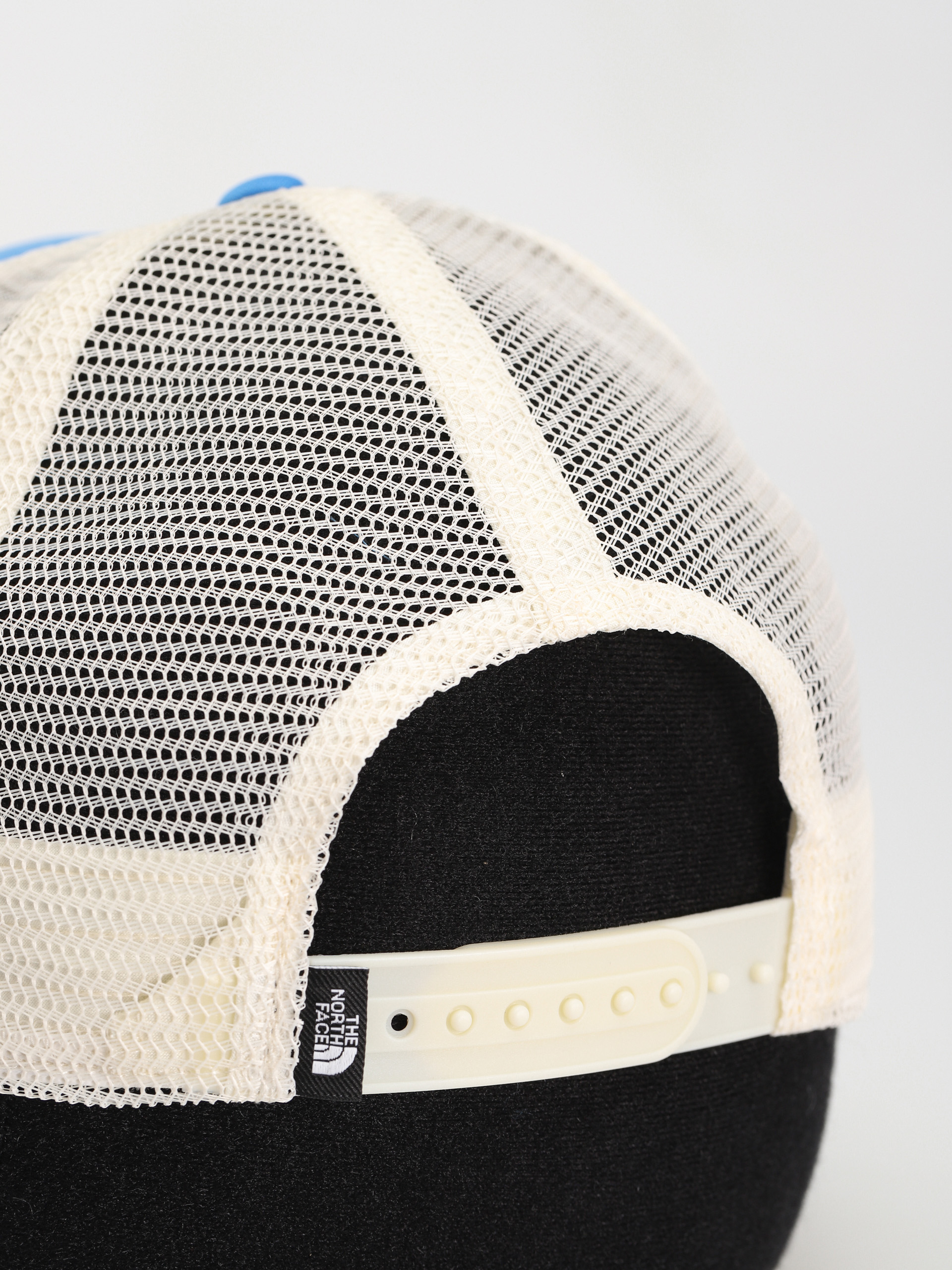 The North Face Tnf Logo Trucker Cap (super sonic blue)