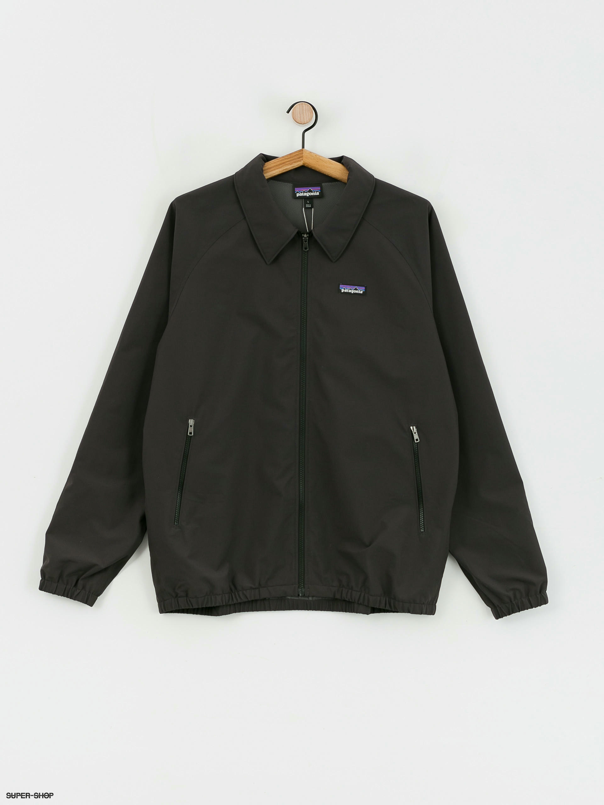 Patagonia baggies cheap jacket black