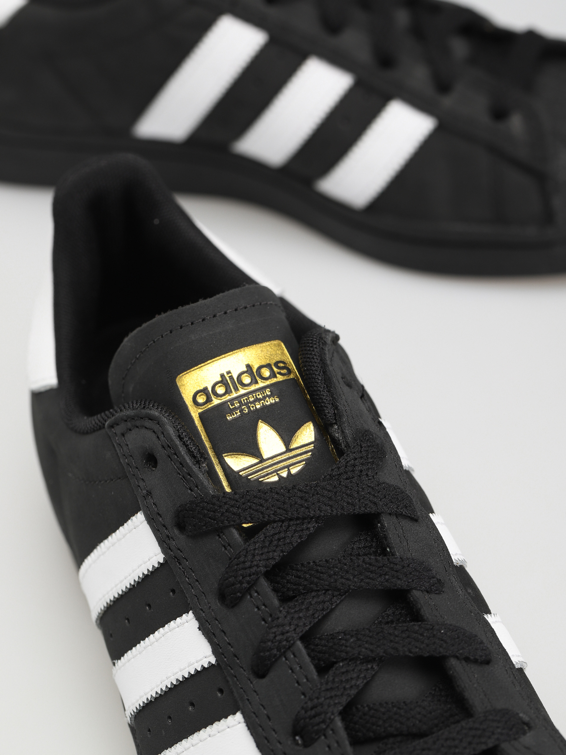 adidas Superstar Adv Shoes (cblack/ftwwht/goldmt)
