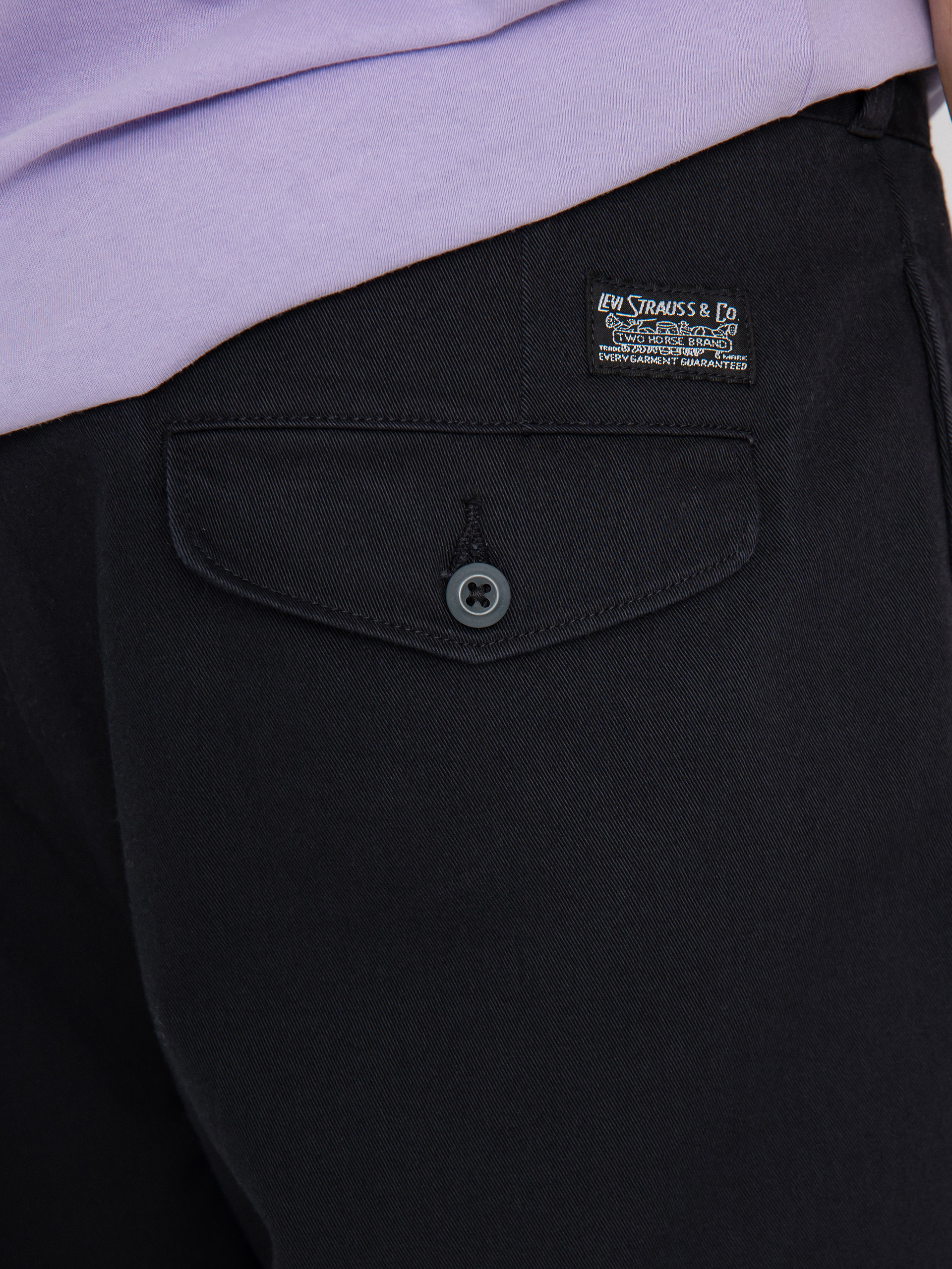 Levi's® Skate Loose Chino Pants (se black twill)