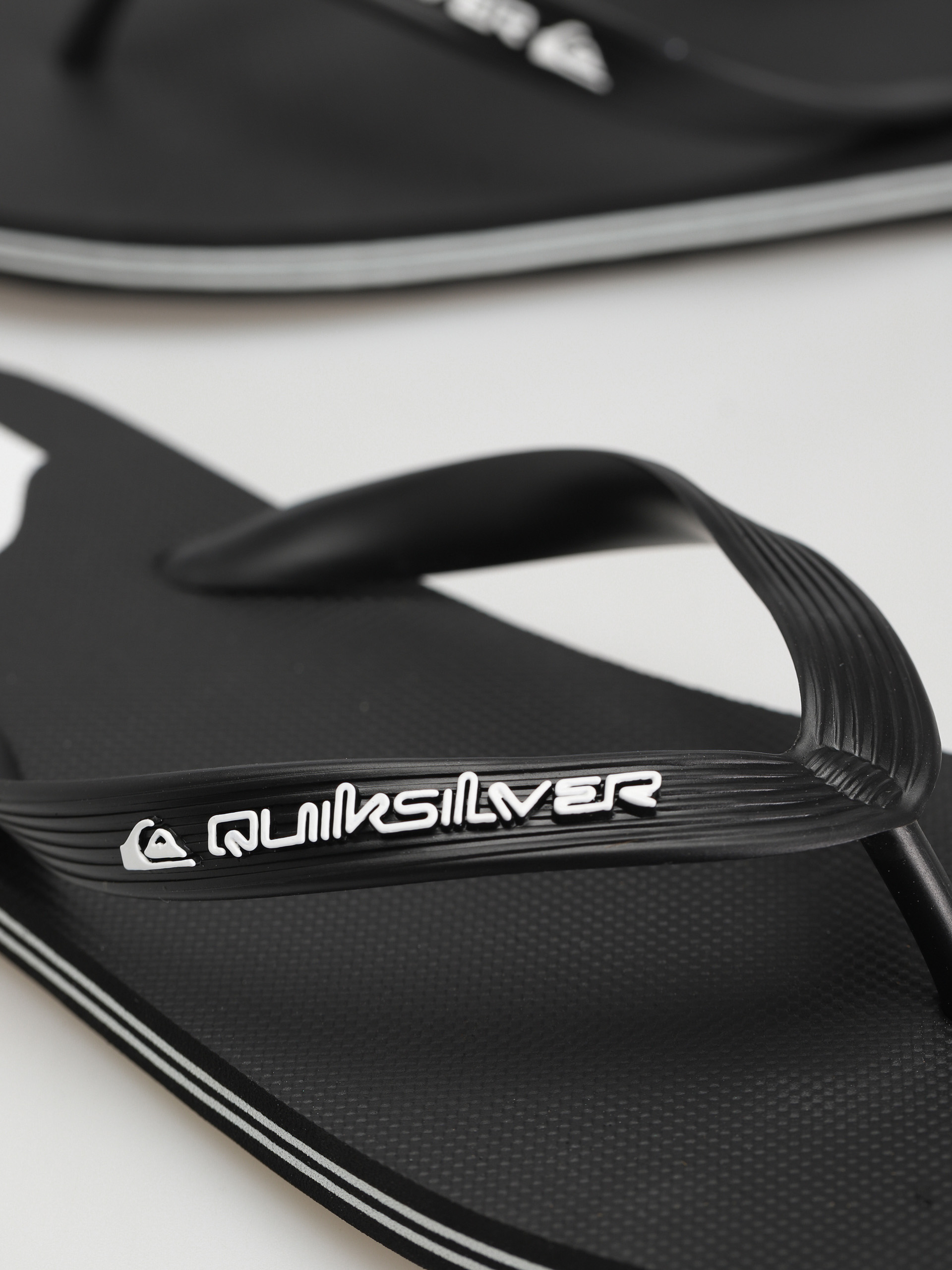Quiksilver Molokai Core Flip-flops (black 1)