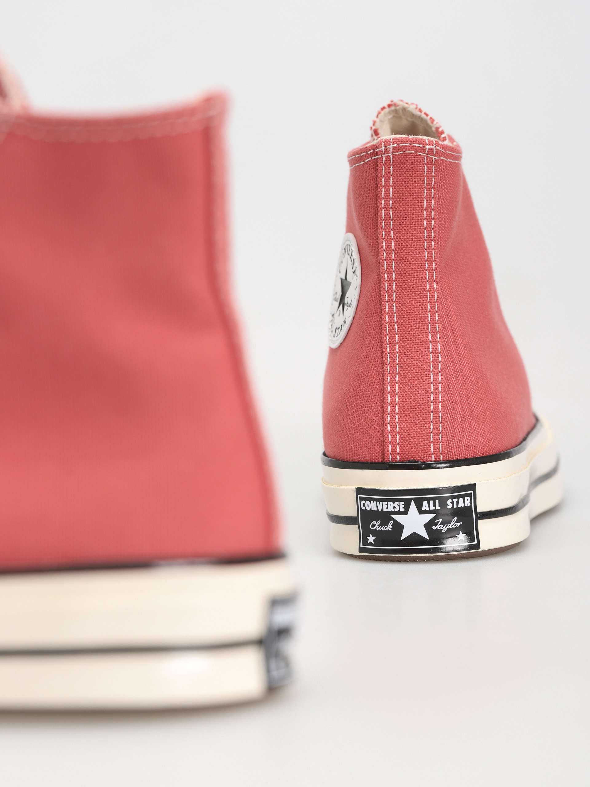 Converse Chuck 70 Hi Chucks (rhubarb pie/egret/black)