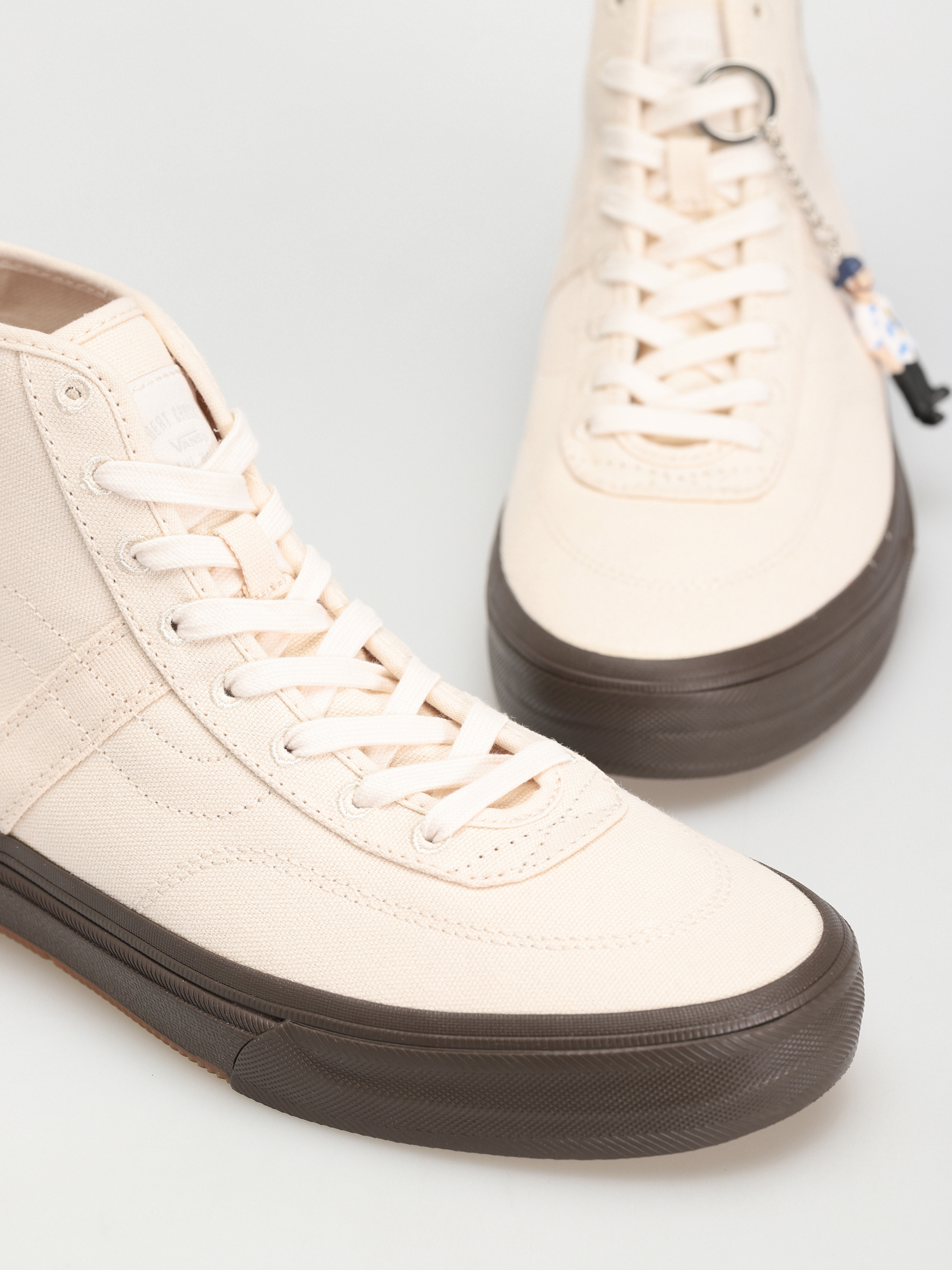 Vans X Quasi Crockett High Decon Shoes (quasi white)