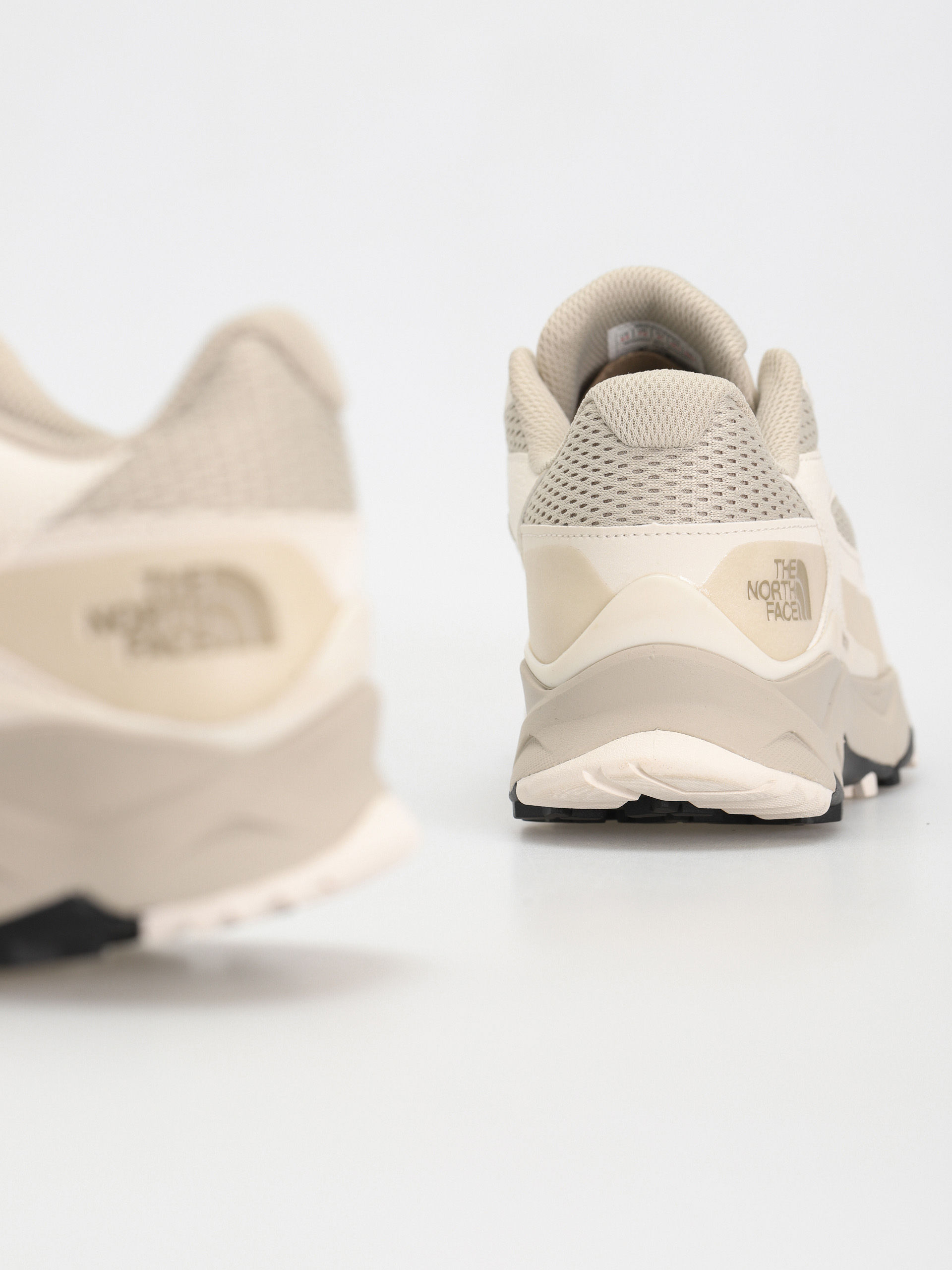 The North Face Vectiv Taraval Shoes (sandstone/gardenia white)