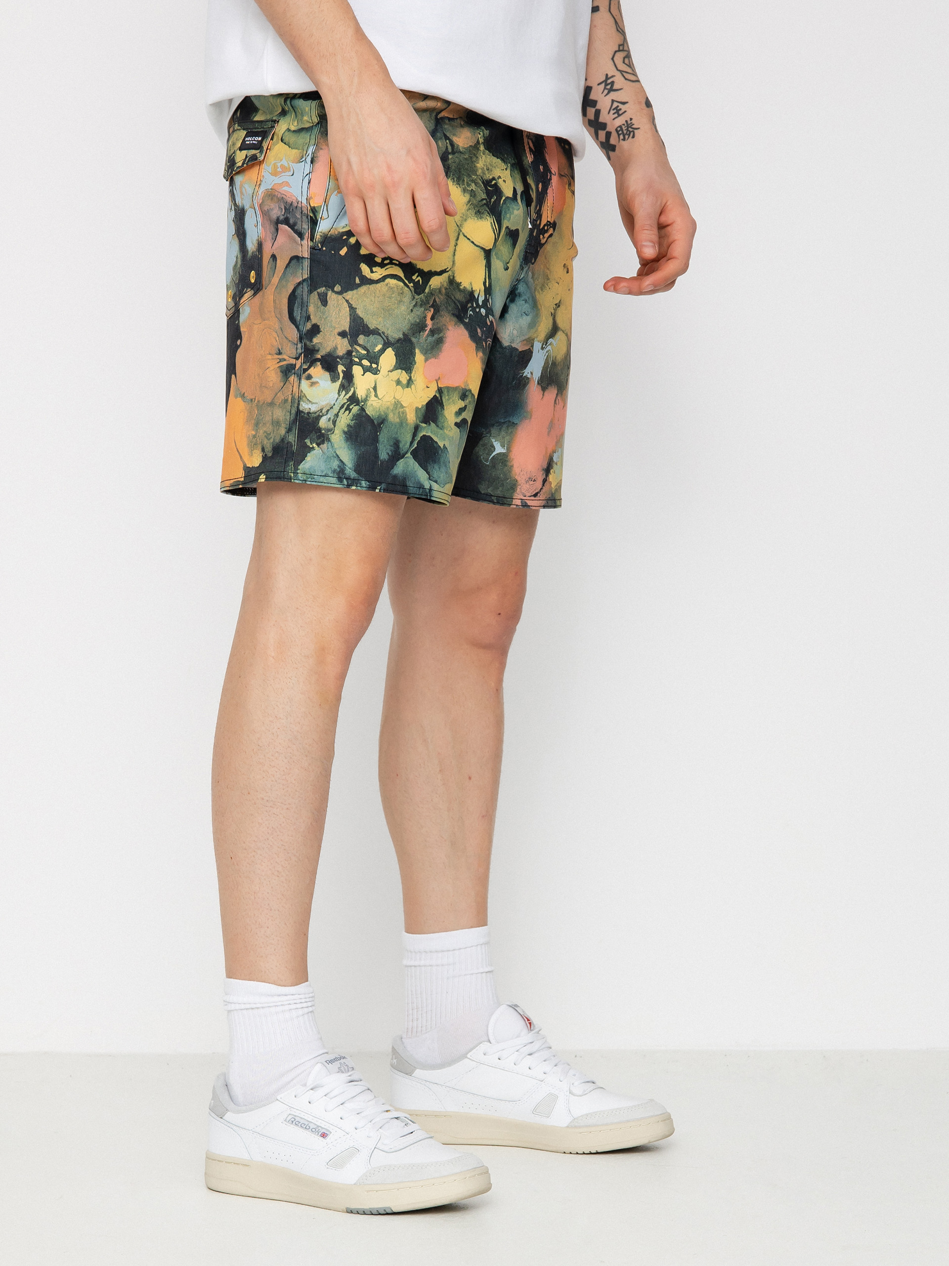 Volcom 2024 camo shorts