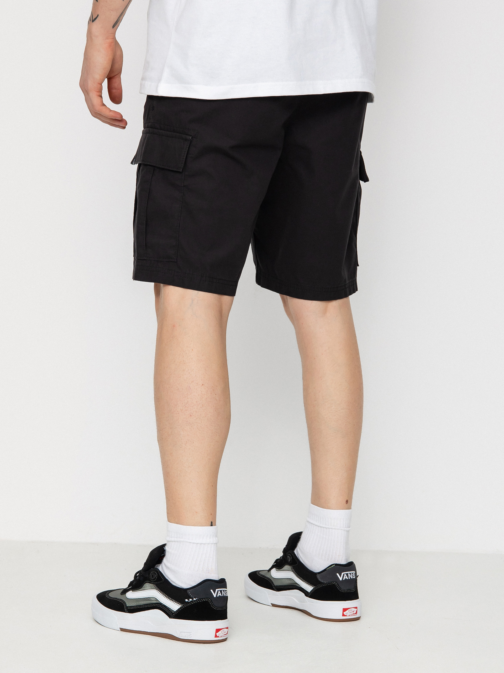 Volcom March Cargo Shorts (black)
