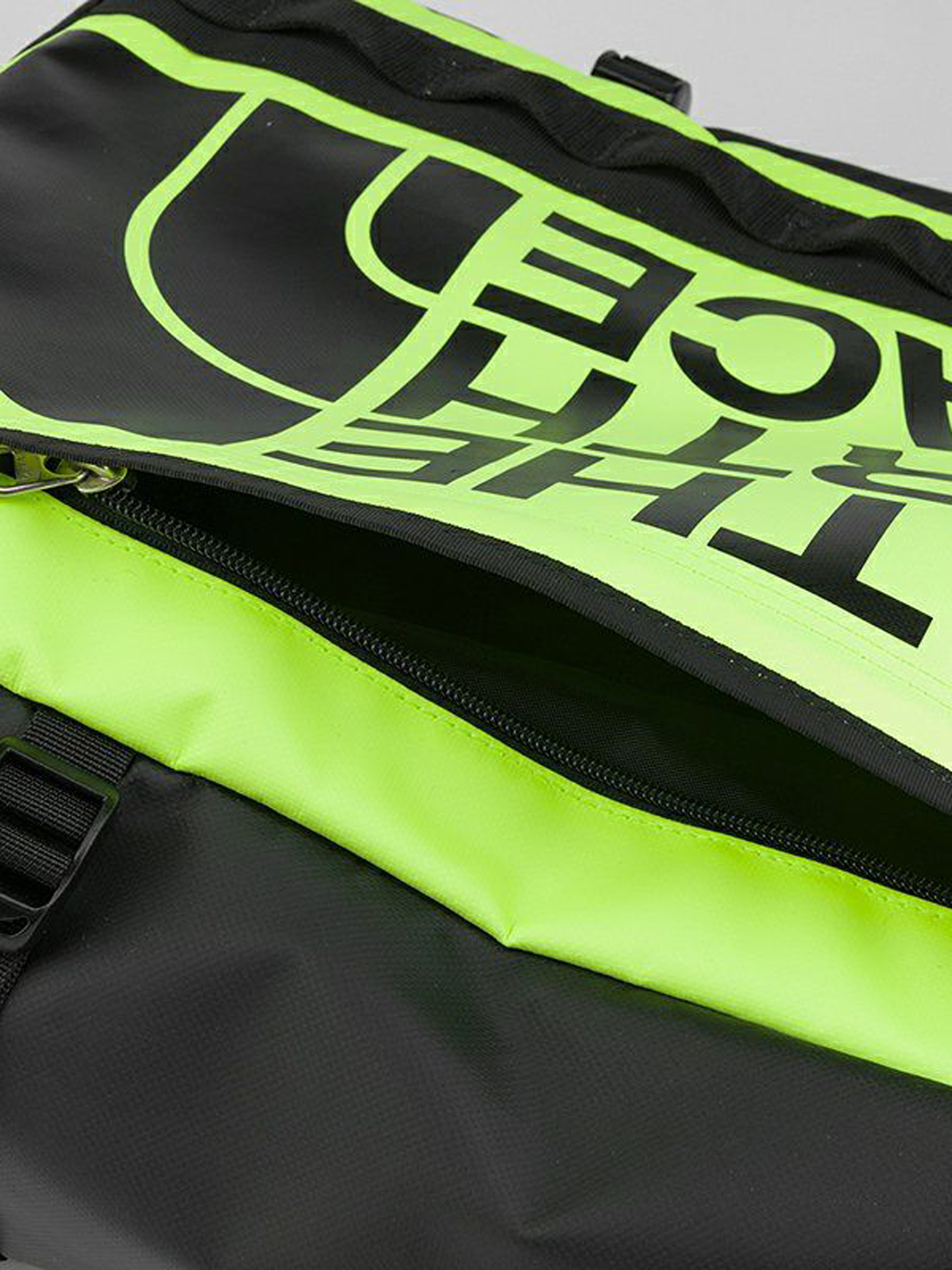 The North Face Base Camp Fuse Box Bag (led yellow/tnf black)