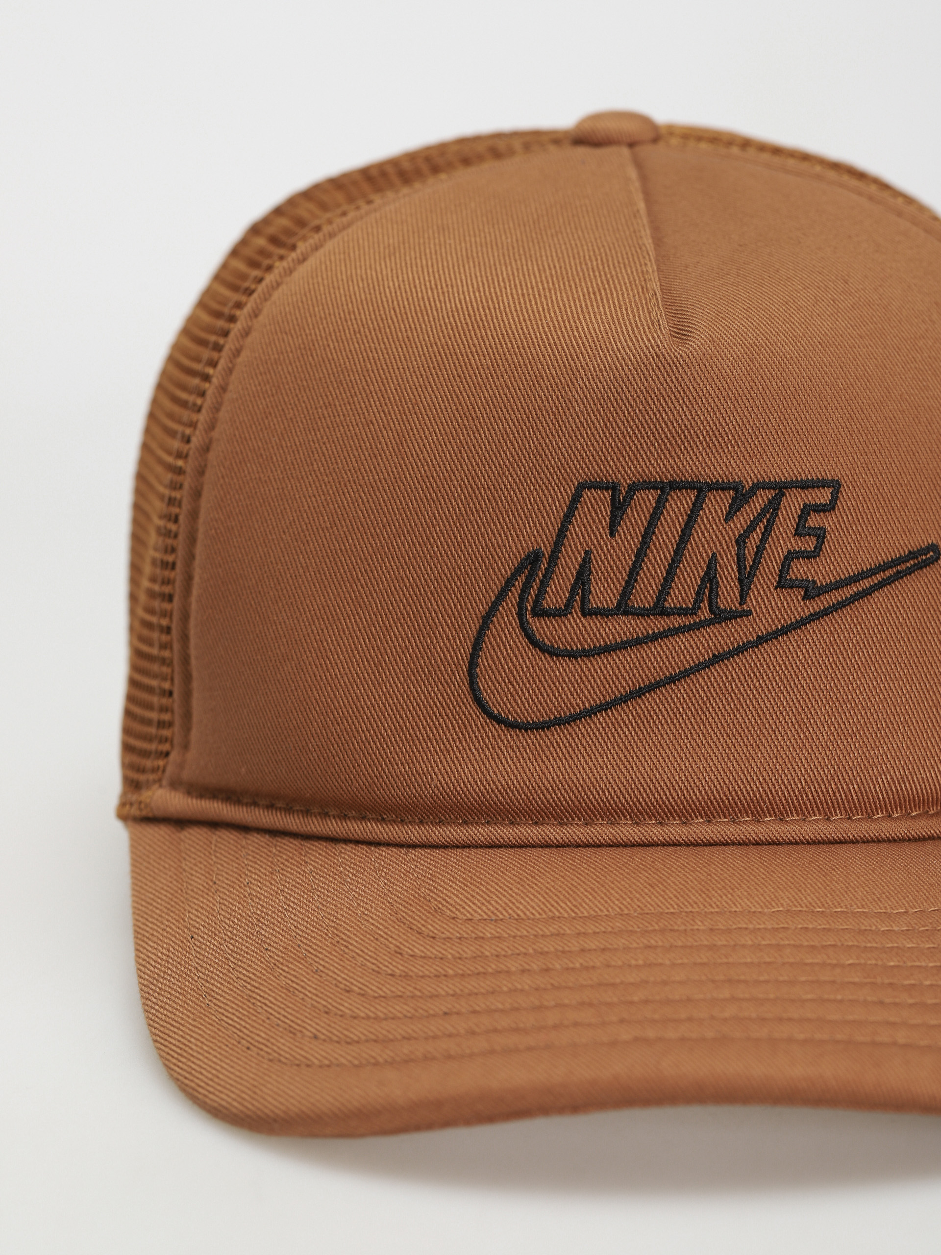 nike trucker hat classic 99