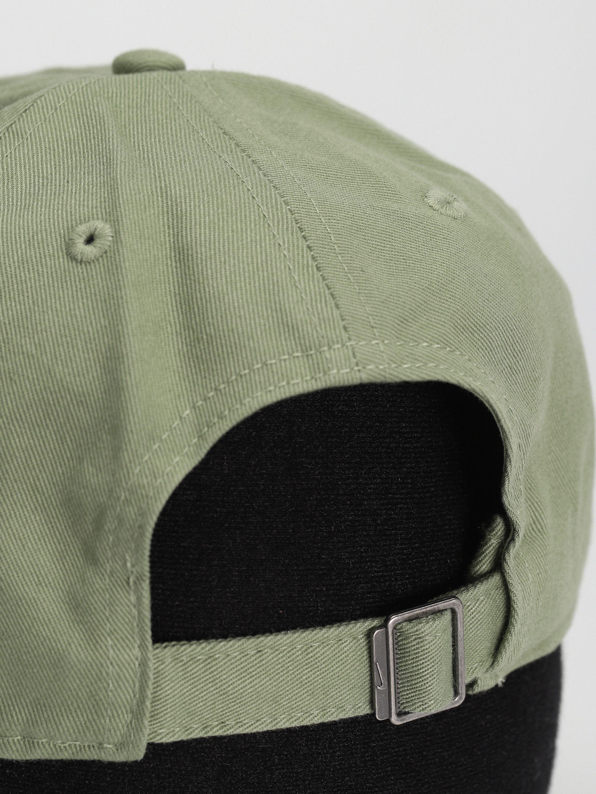 Nike SB Heritage86 Futura Washed Cap (oil green/white)