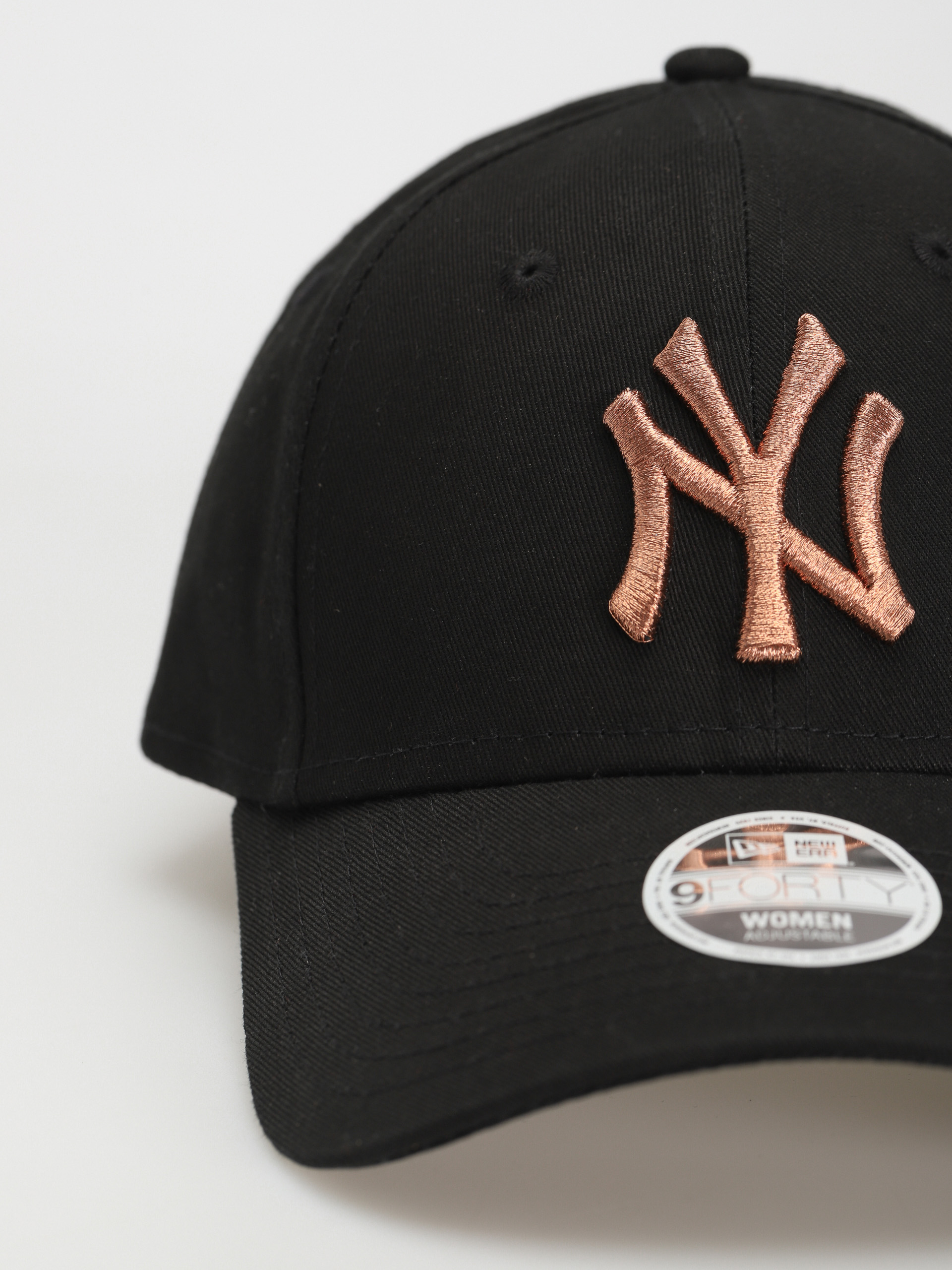 New Era Metallic Logo 9Forty New York Yankees Cap Wmn (black)