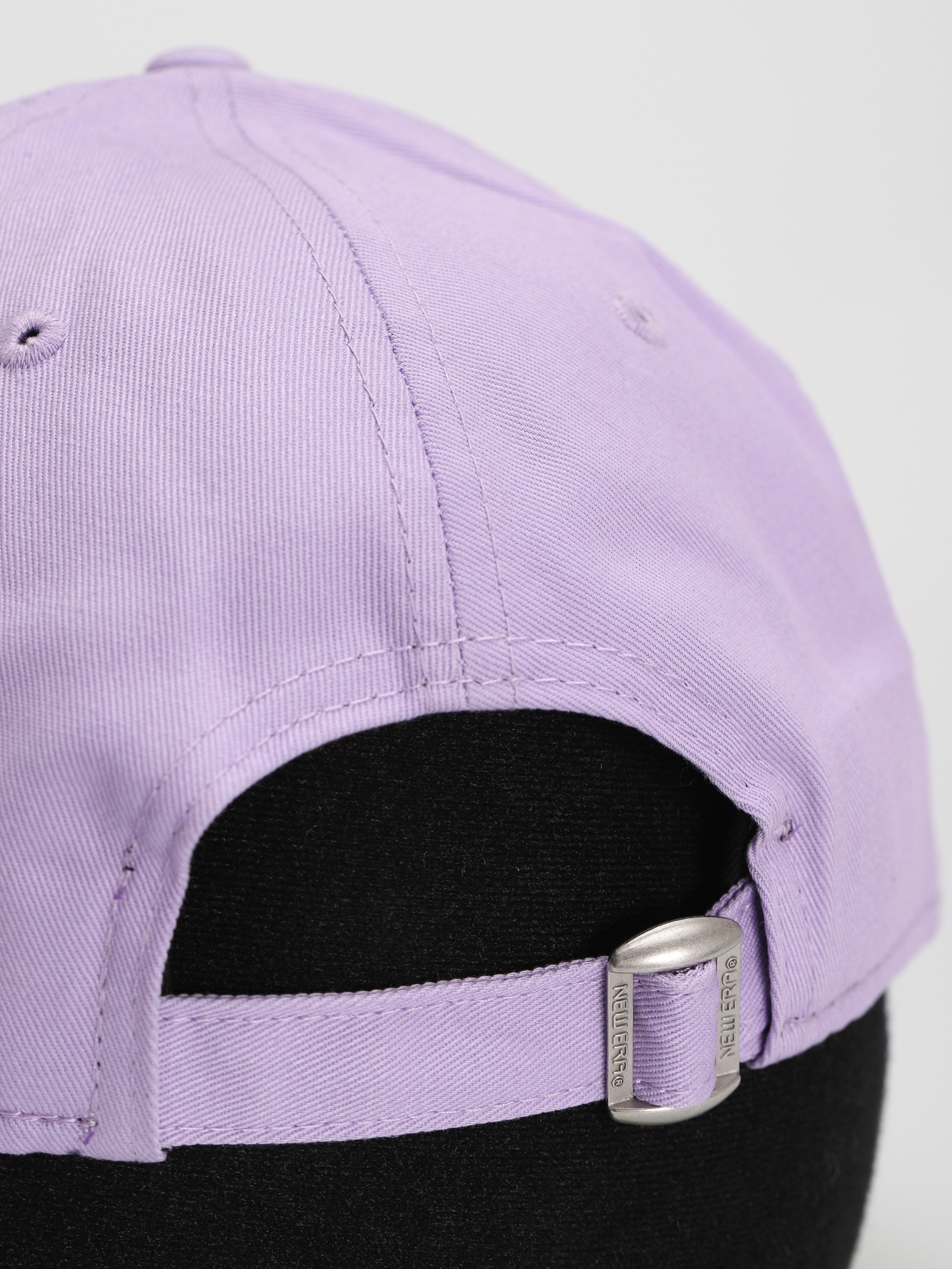 New Era League Essential 9Forty New York Yankees Cap (lavender)
