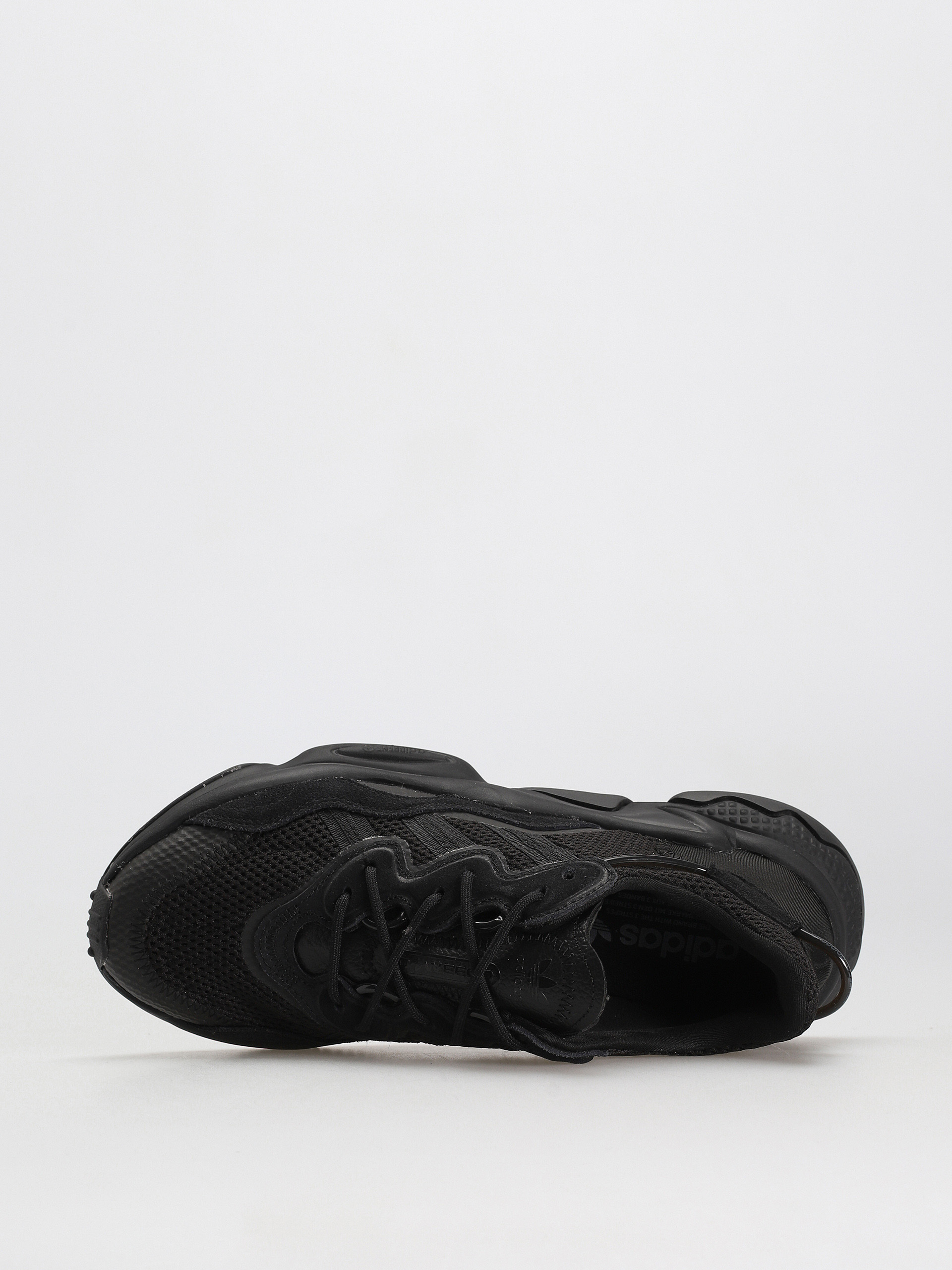 adidas Originals Ozweego Shoes (cblack/cblack/grefiv)