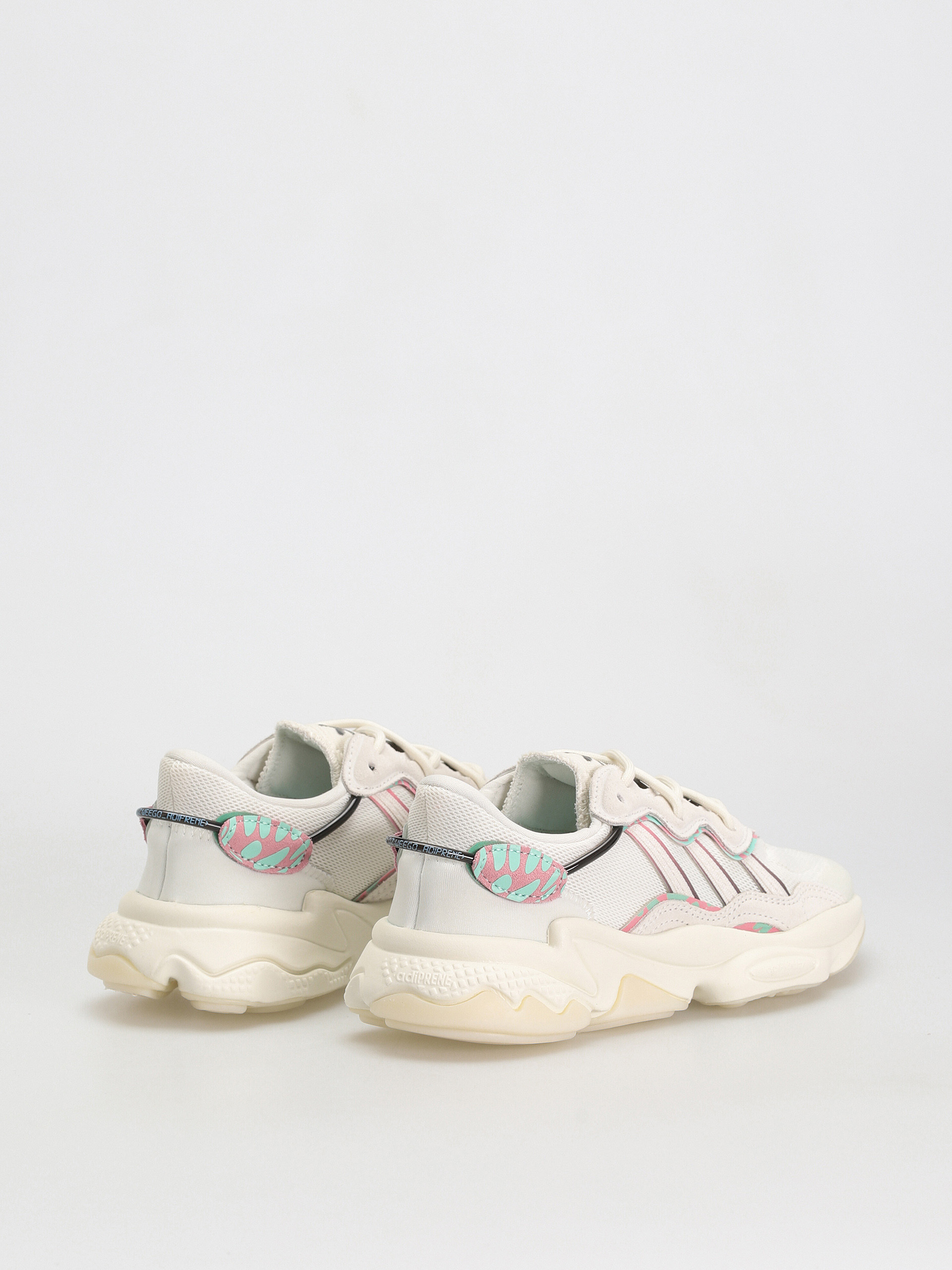 adidas Originals Ozweego Schuhe Wmn (owhite/owhite/cblack)