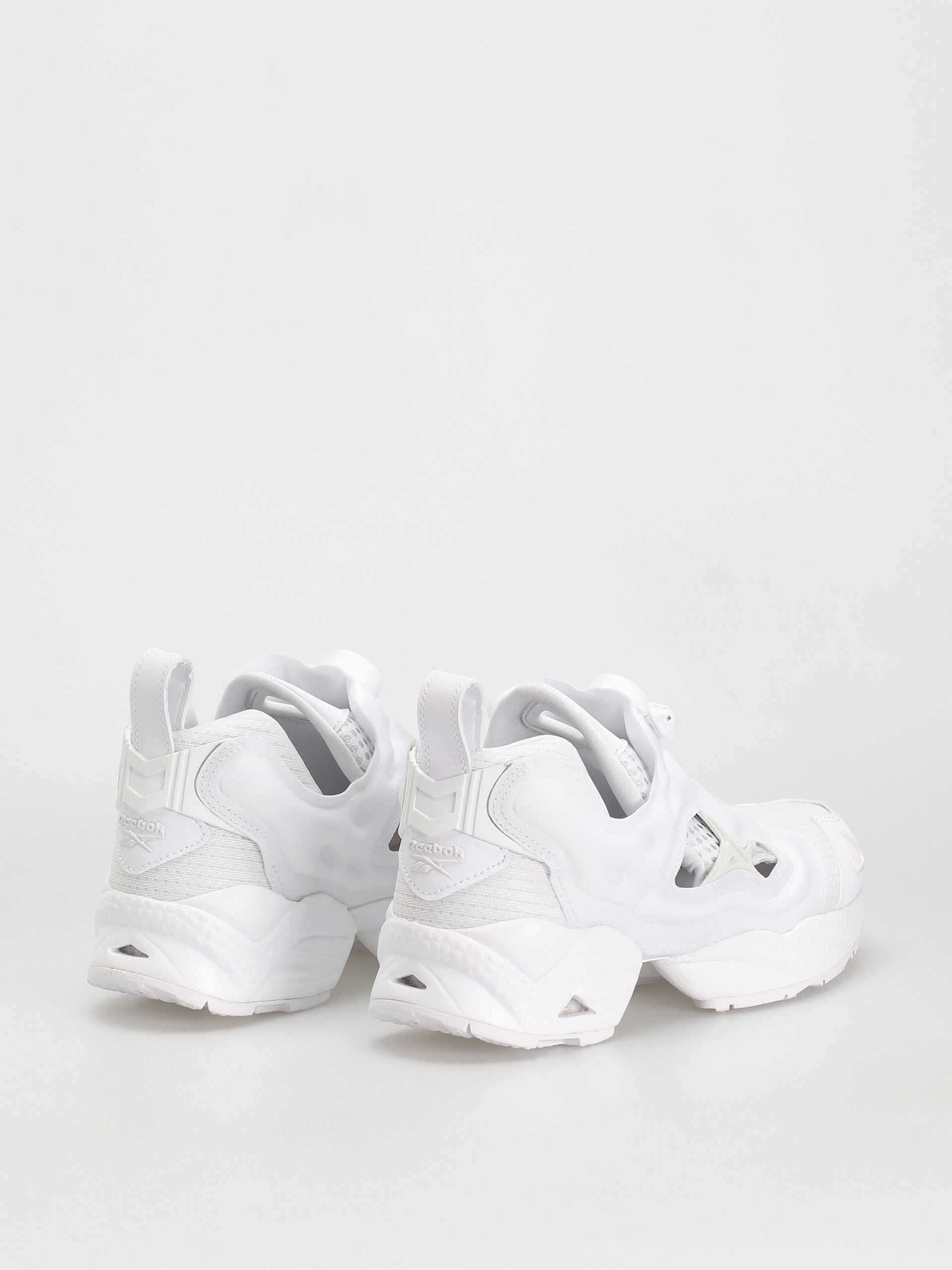 Reebok Instapump Fury ホワイト Fxxking Rabbits x atmos x Reebok Instapump Fury | Hypebeast