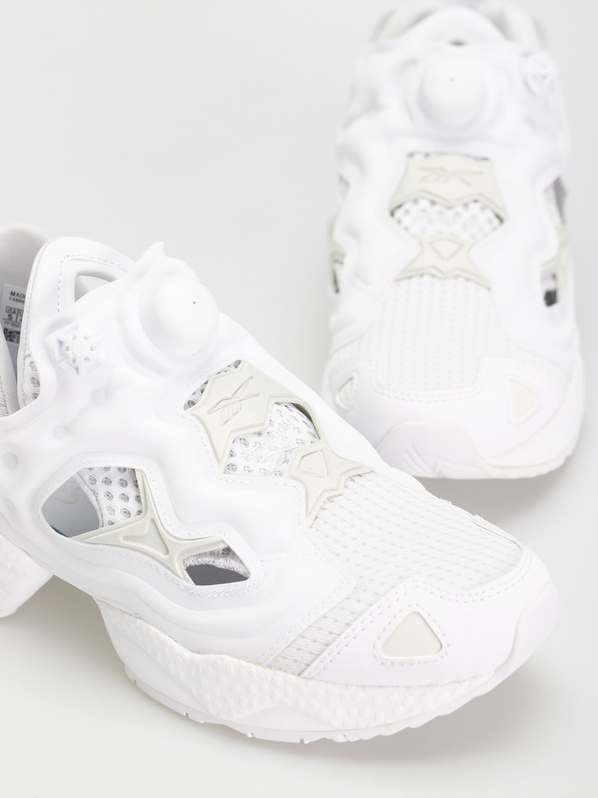 Reebok Instapump Fury 95 Shoes - white (ftwwht/purgry/ftwwht)