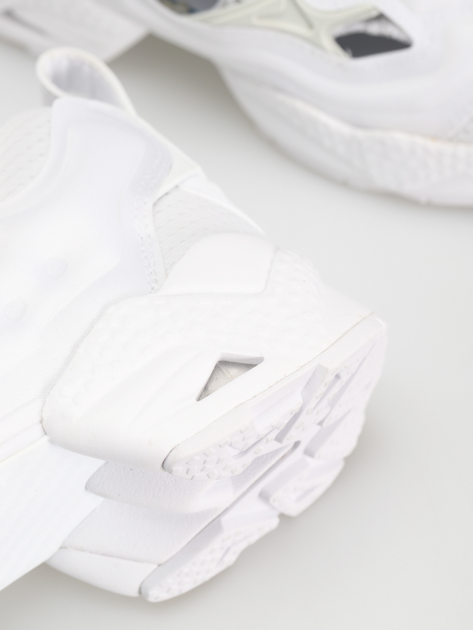 Reebok Instapump Fury 95 Shoes (ftwwht/purgry/ftwwht)