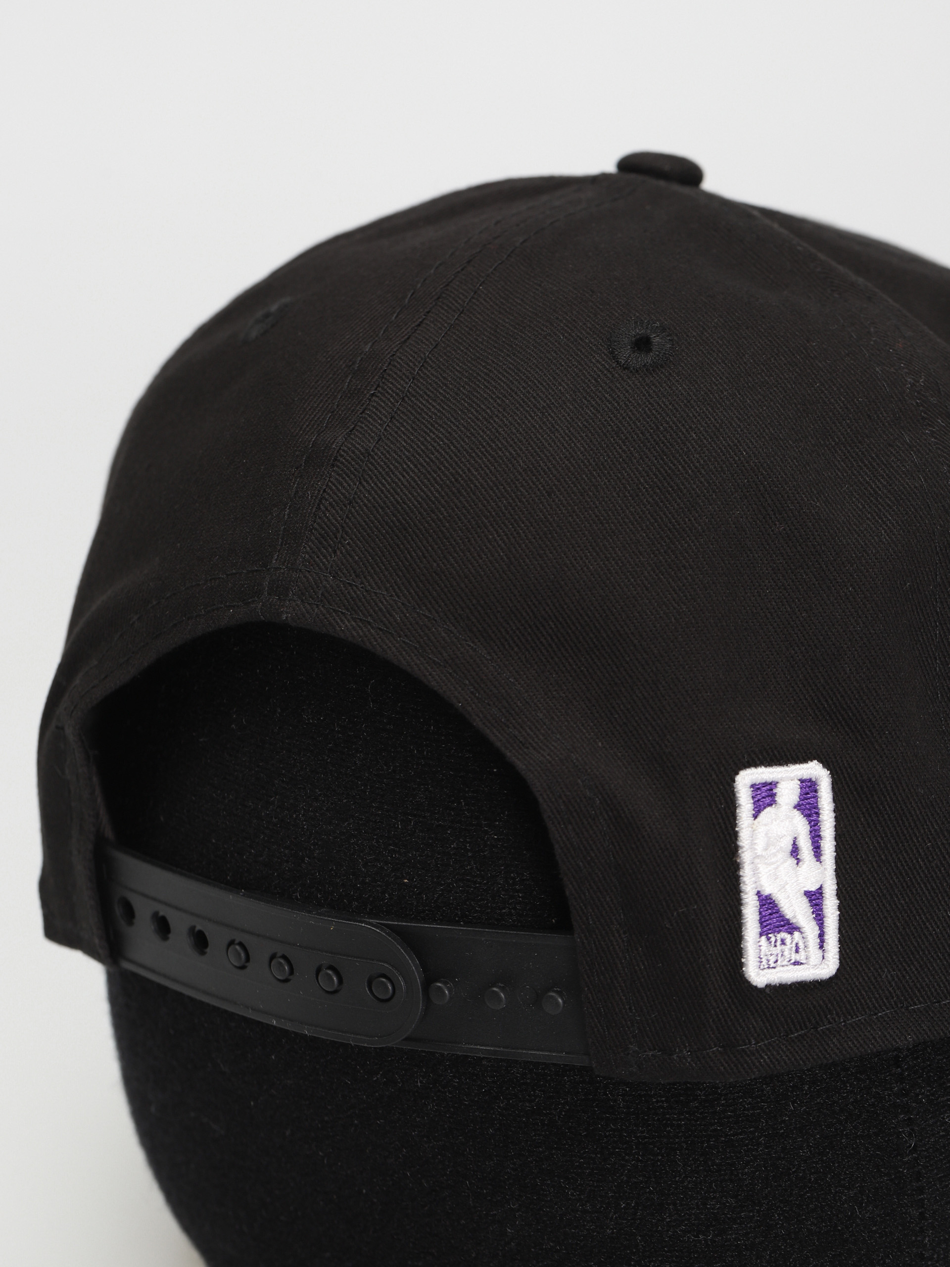 New Era NBA Essential 9Fifty Los Angeles Lakers Cap (black/purple)