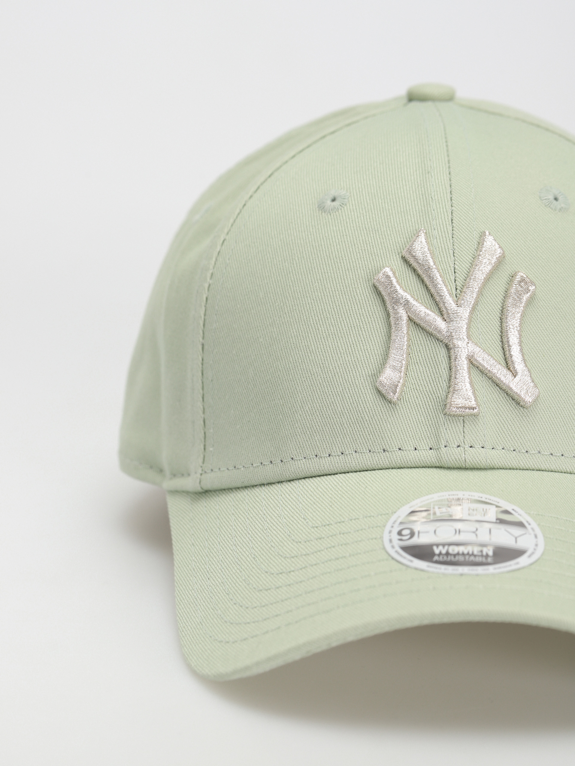 New Era Metallic Logo 9Forty New York Yankees Cap Wmn (sage)