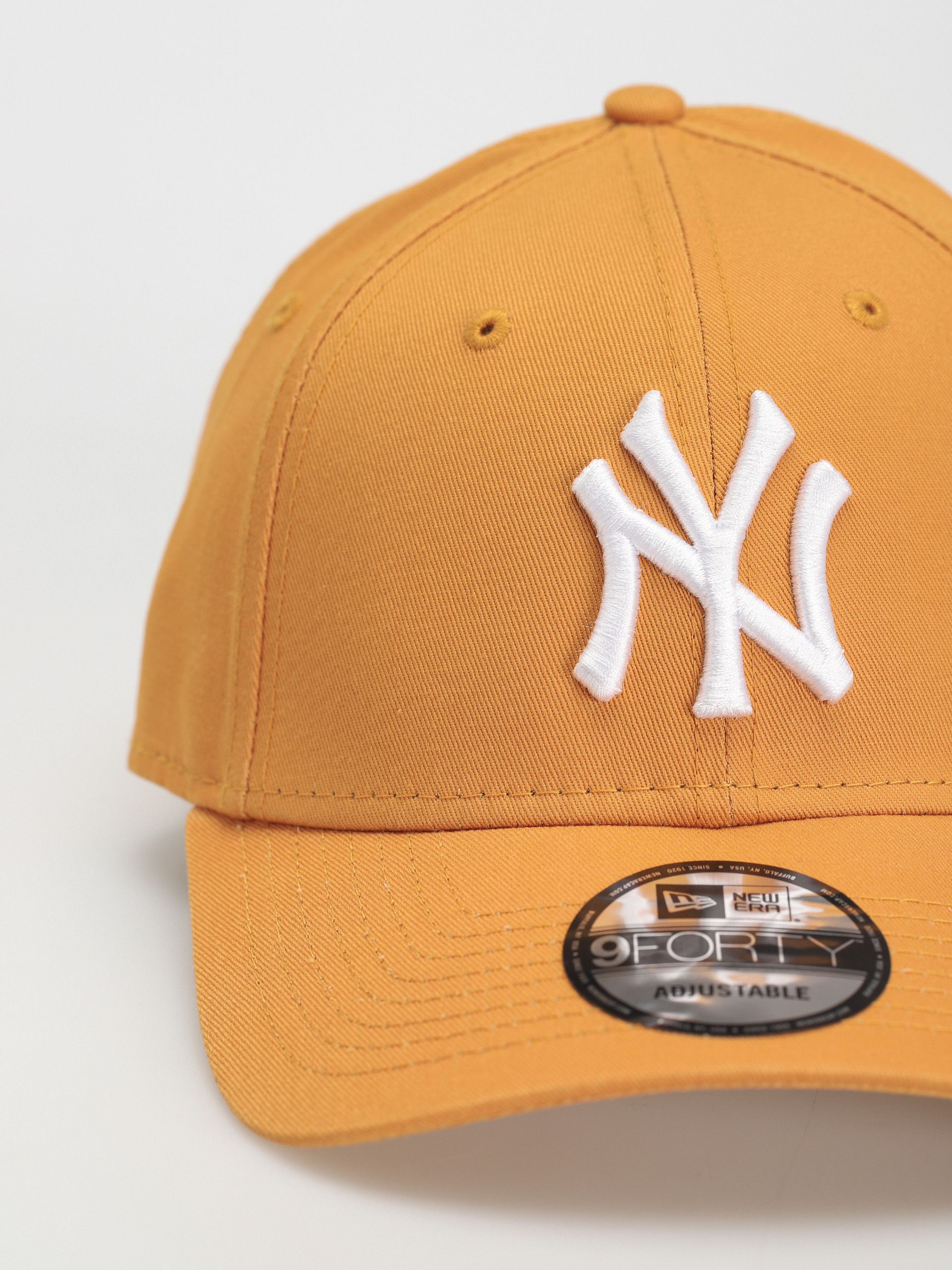 New Era League Essential 9Forty New York Yankees Cap (yellow)