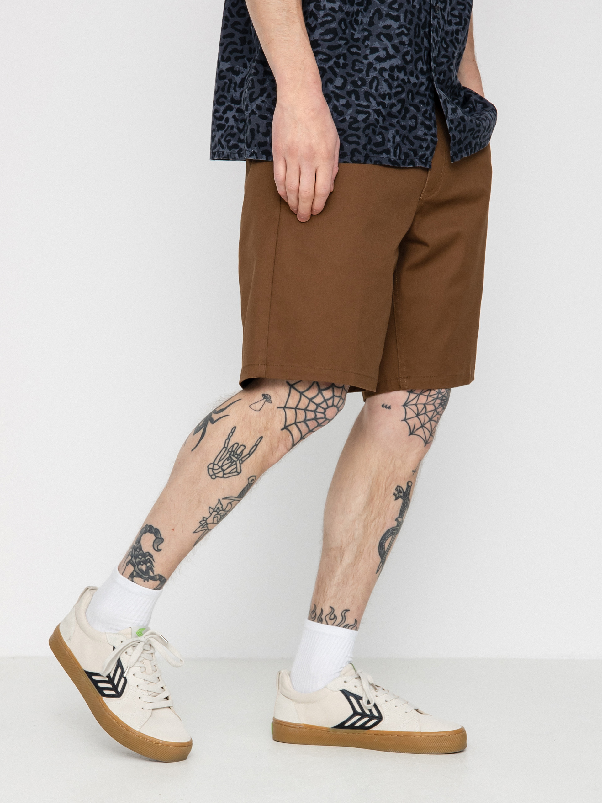 Brixton Choice Chino Shorts (dark earth)