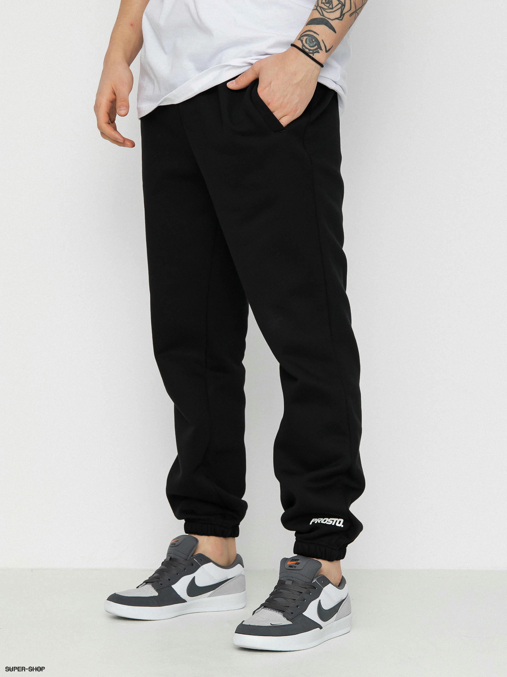 Carhartt wip store madison jogger