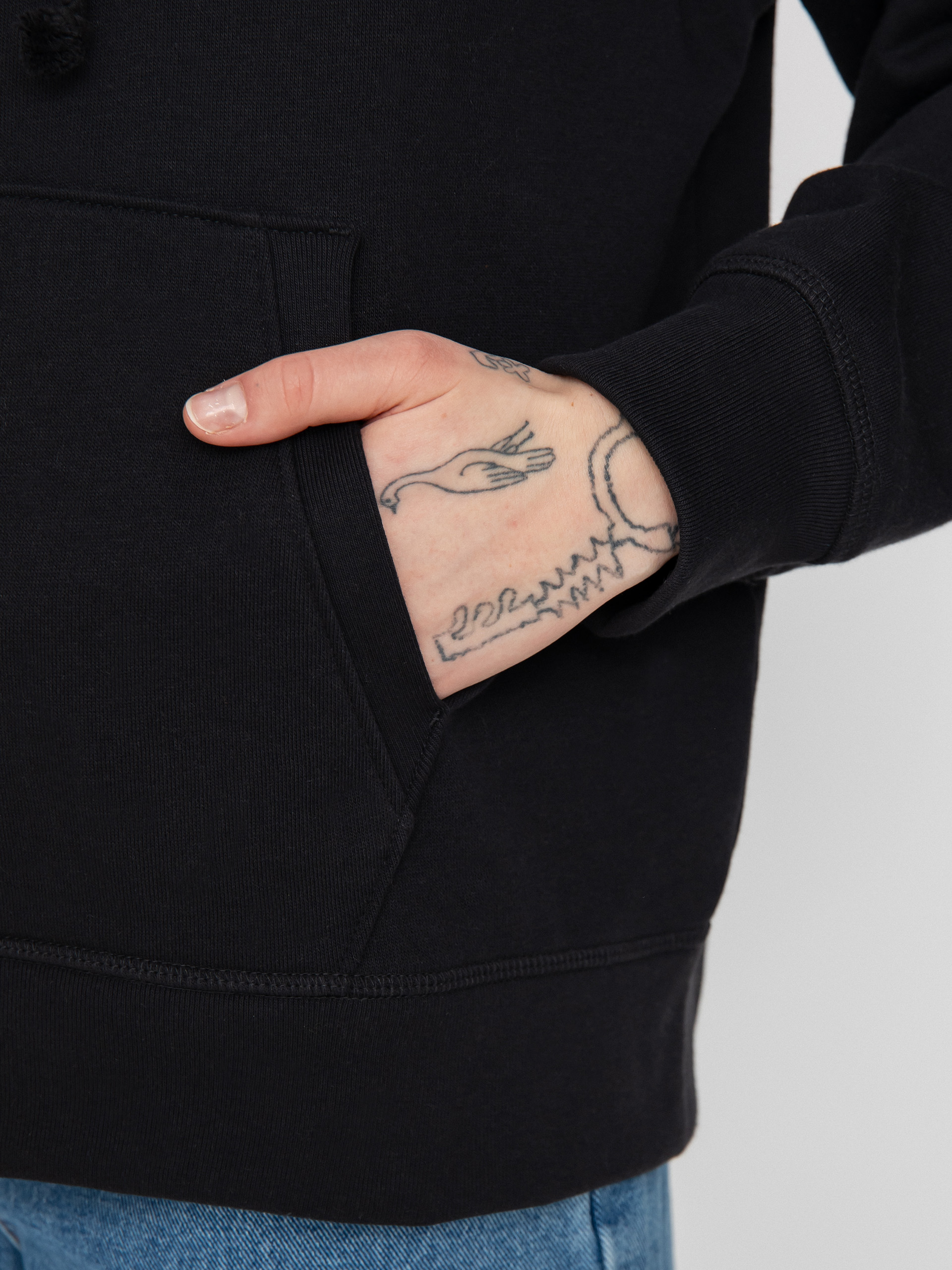 Levi's® Standard ZHD Hoodie (caviar)