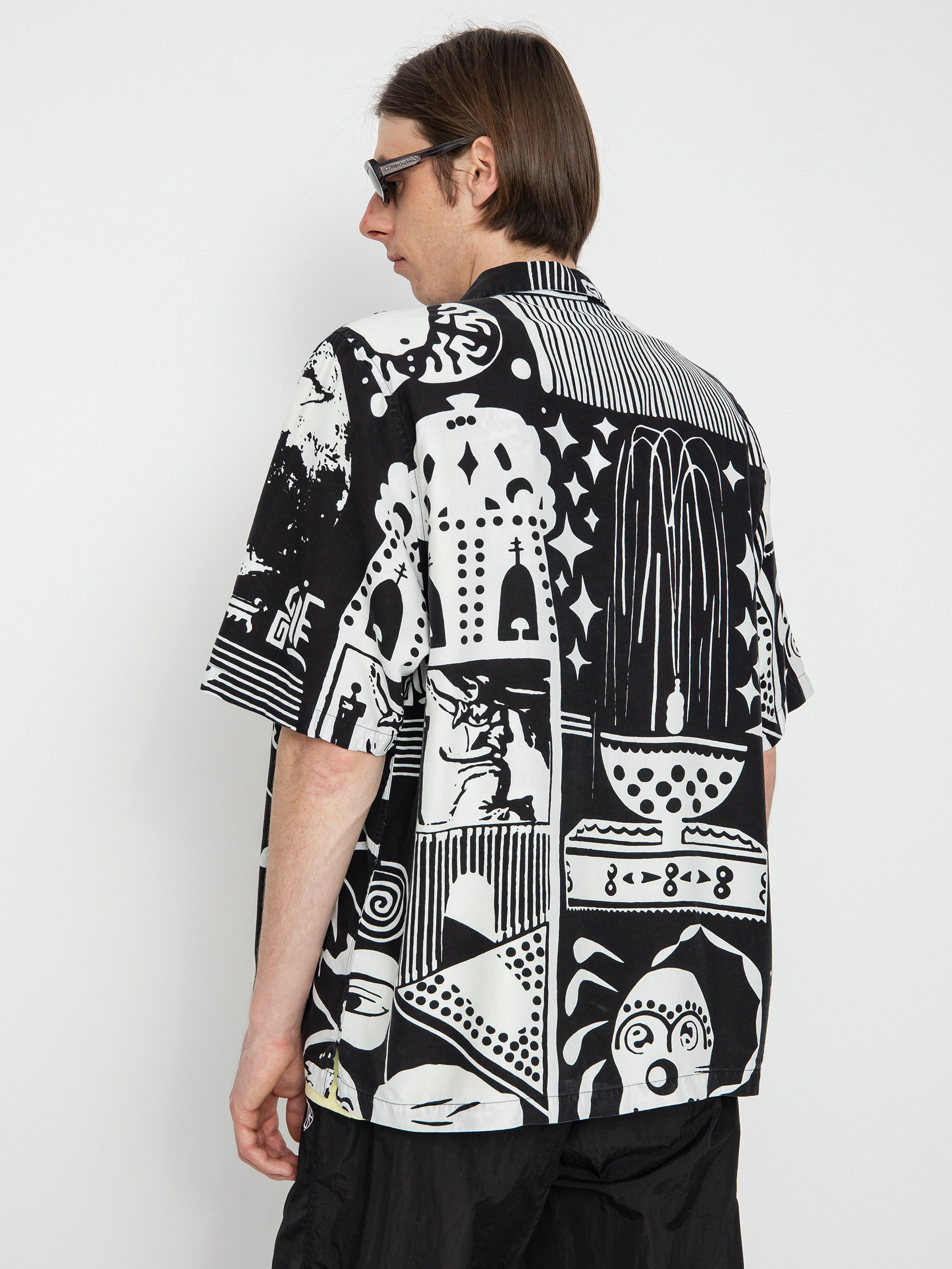 Polar Skate Spiral Shirt (black/white)