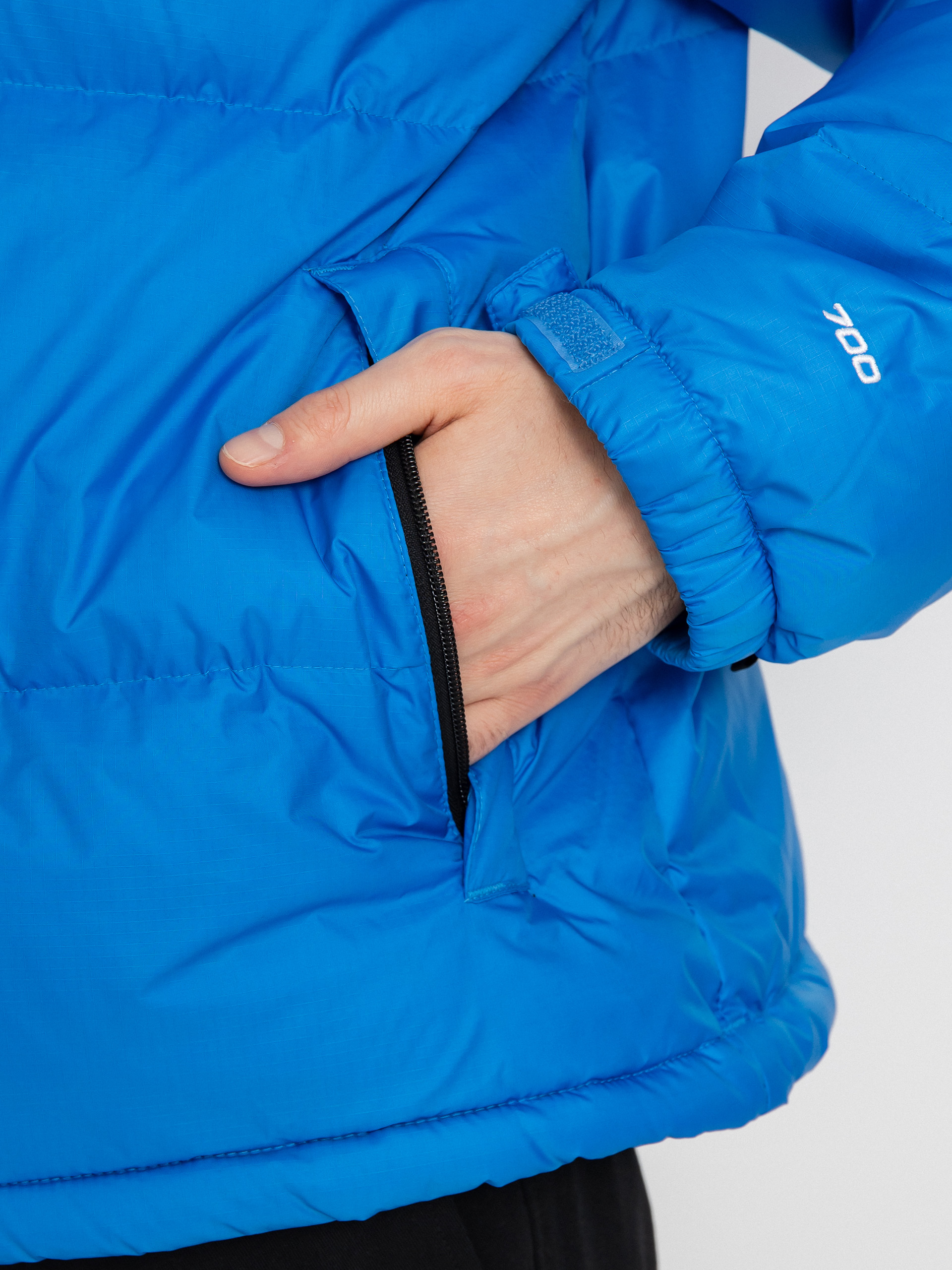 The North Face 1996 Retro Nuptse Jacke (super sonic blue)