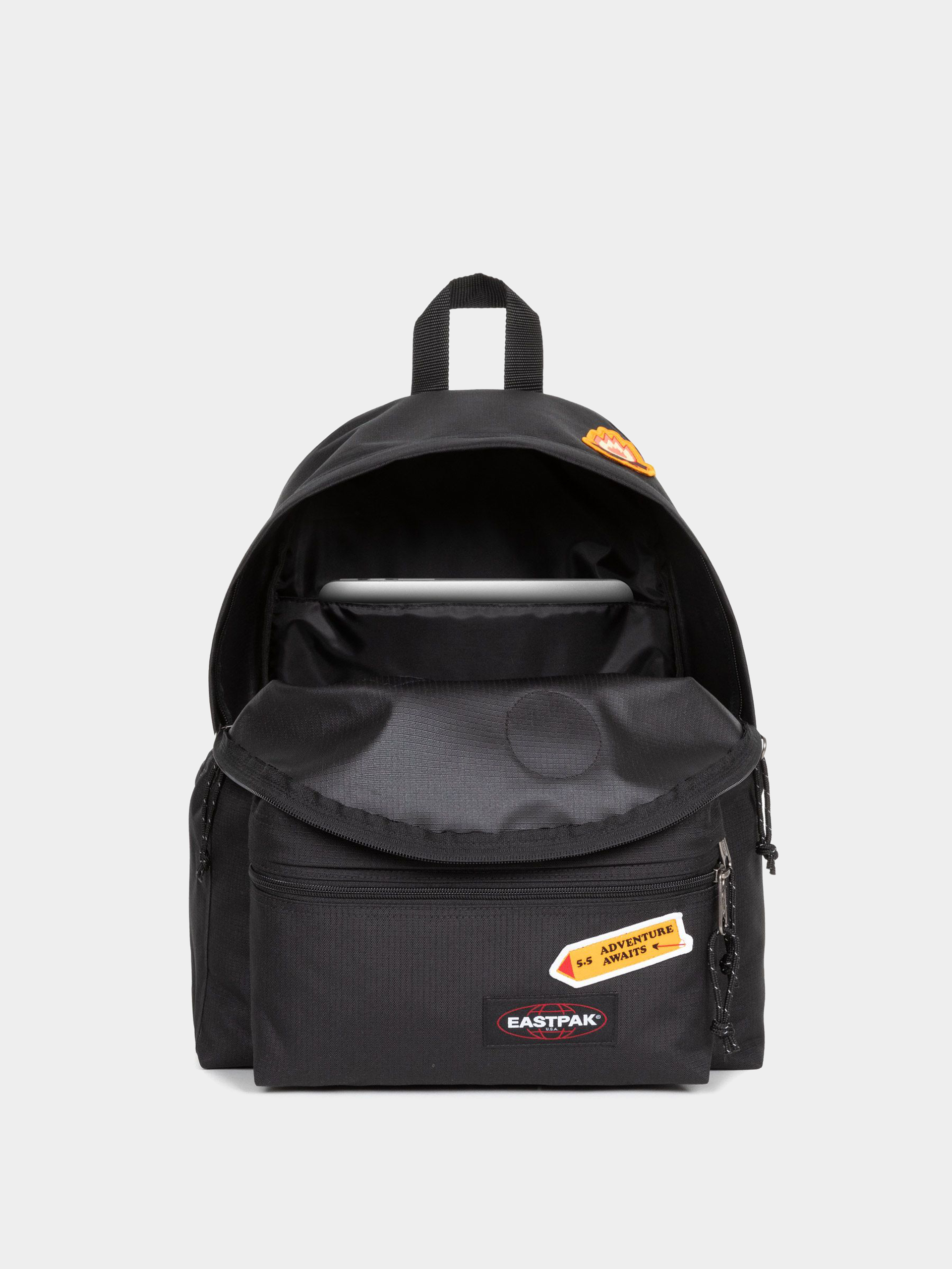 Eastpak Padded Zippl R Backpack black (camp patch black)