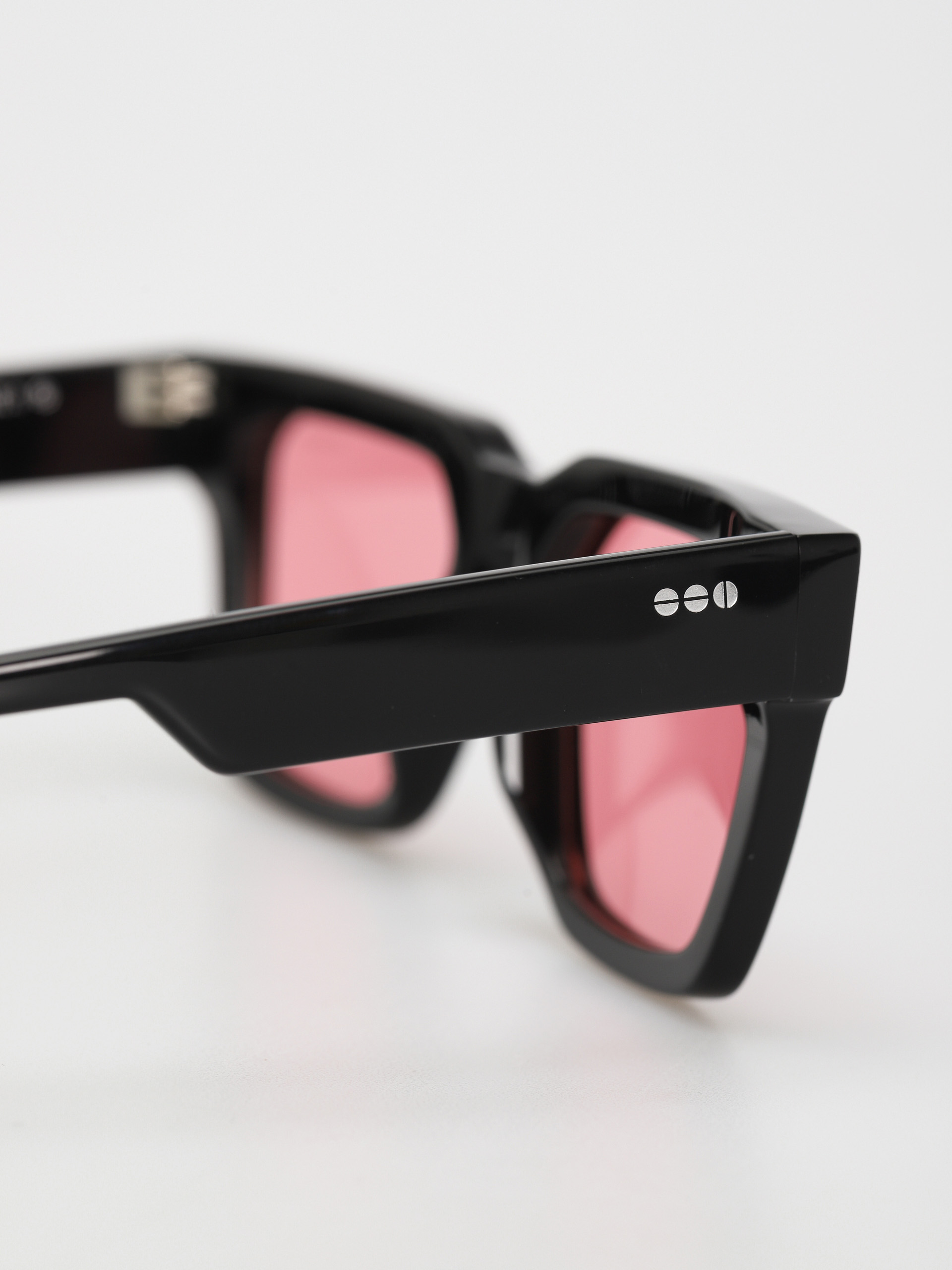 Komono Bob Sunglasses (black laser)