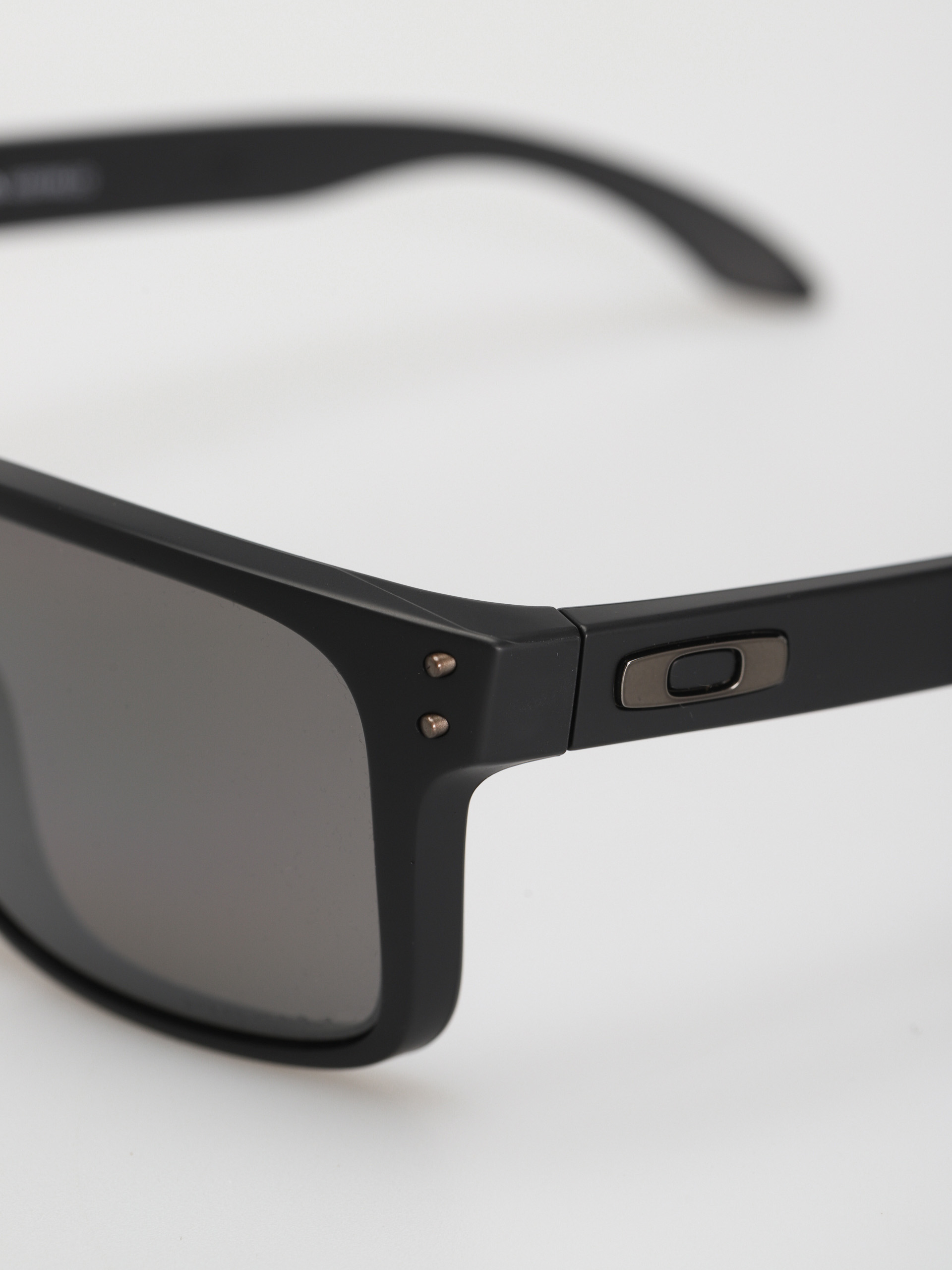Oakley Holbrook XL Sonnenbrille (matte black/prizm black polarized)