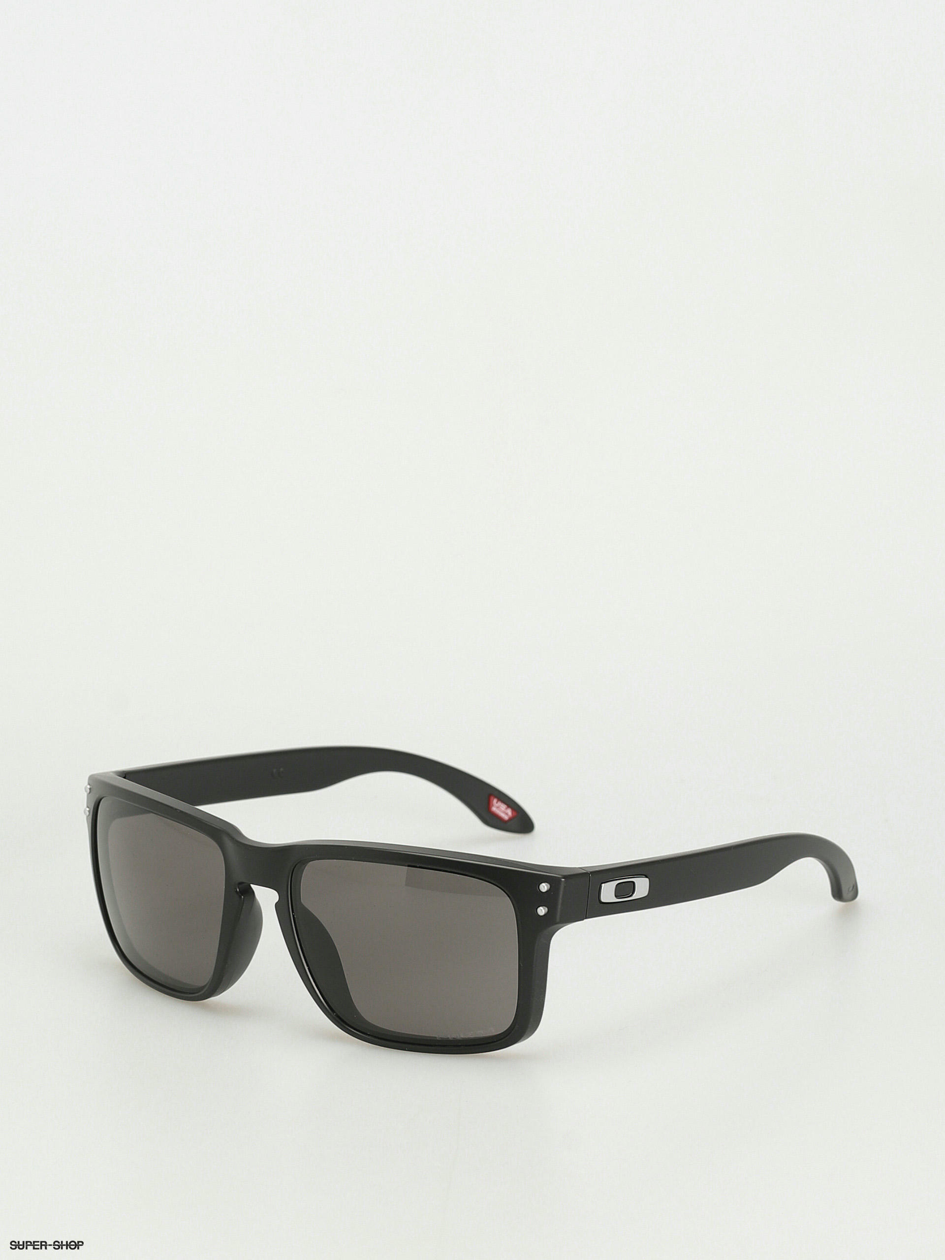 Oakley hotsell sale online