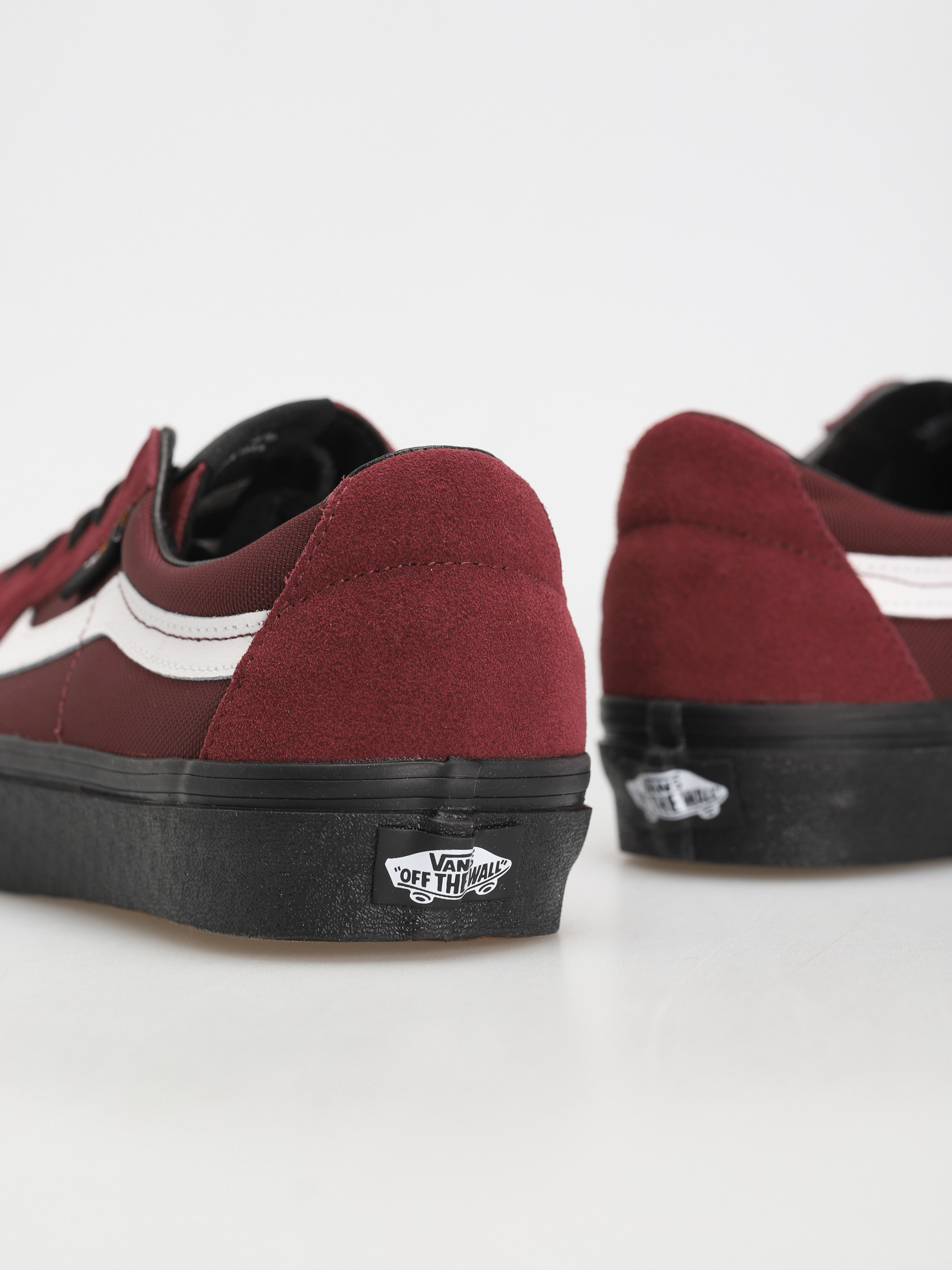 Vans Sk8 Low Shoes black, burgundy (cordura port royale/black)