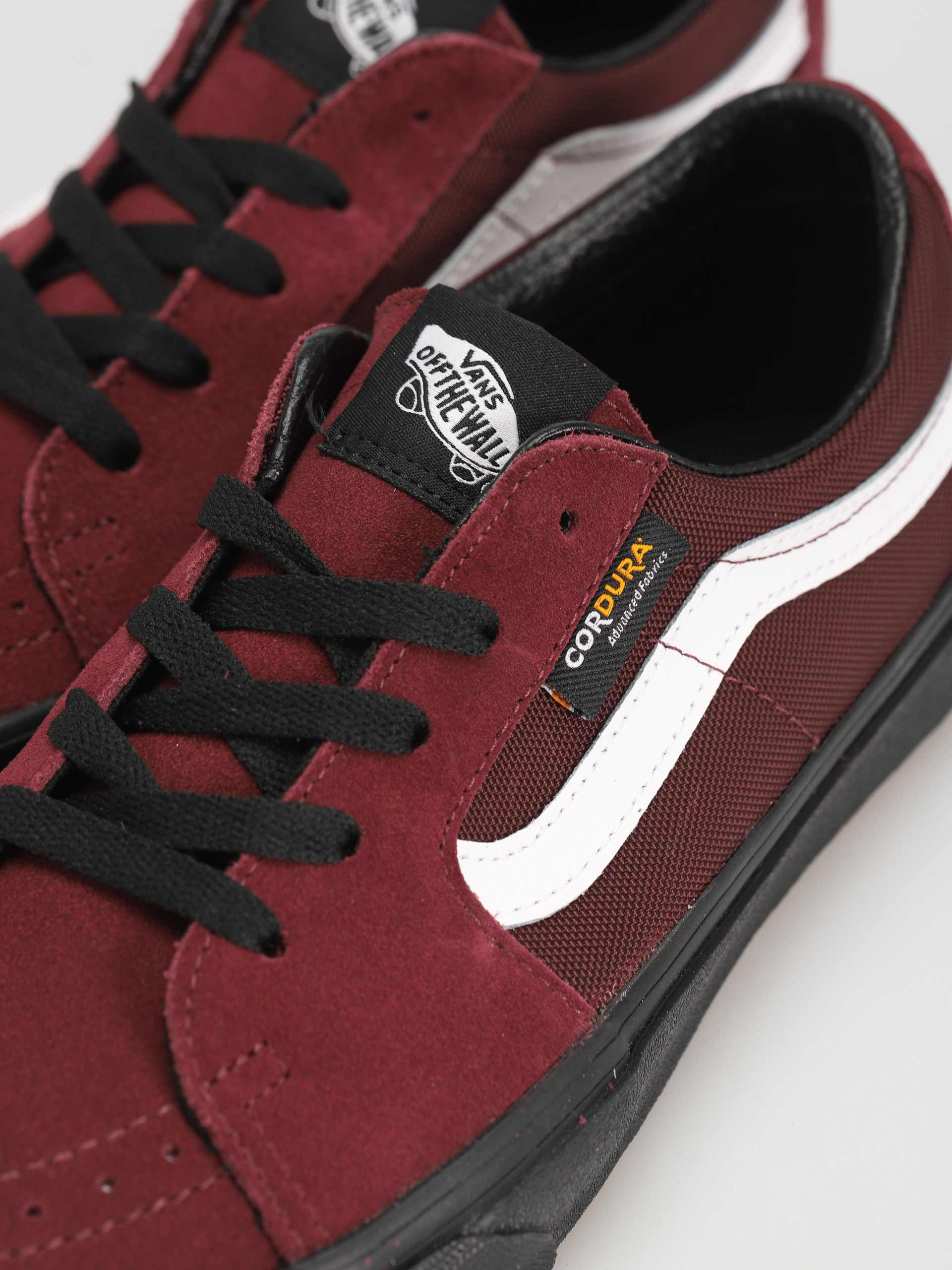 Vans Sk8 Low Shoes (cordura port royale/black)