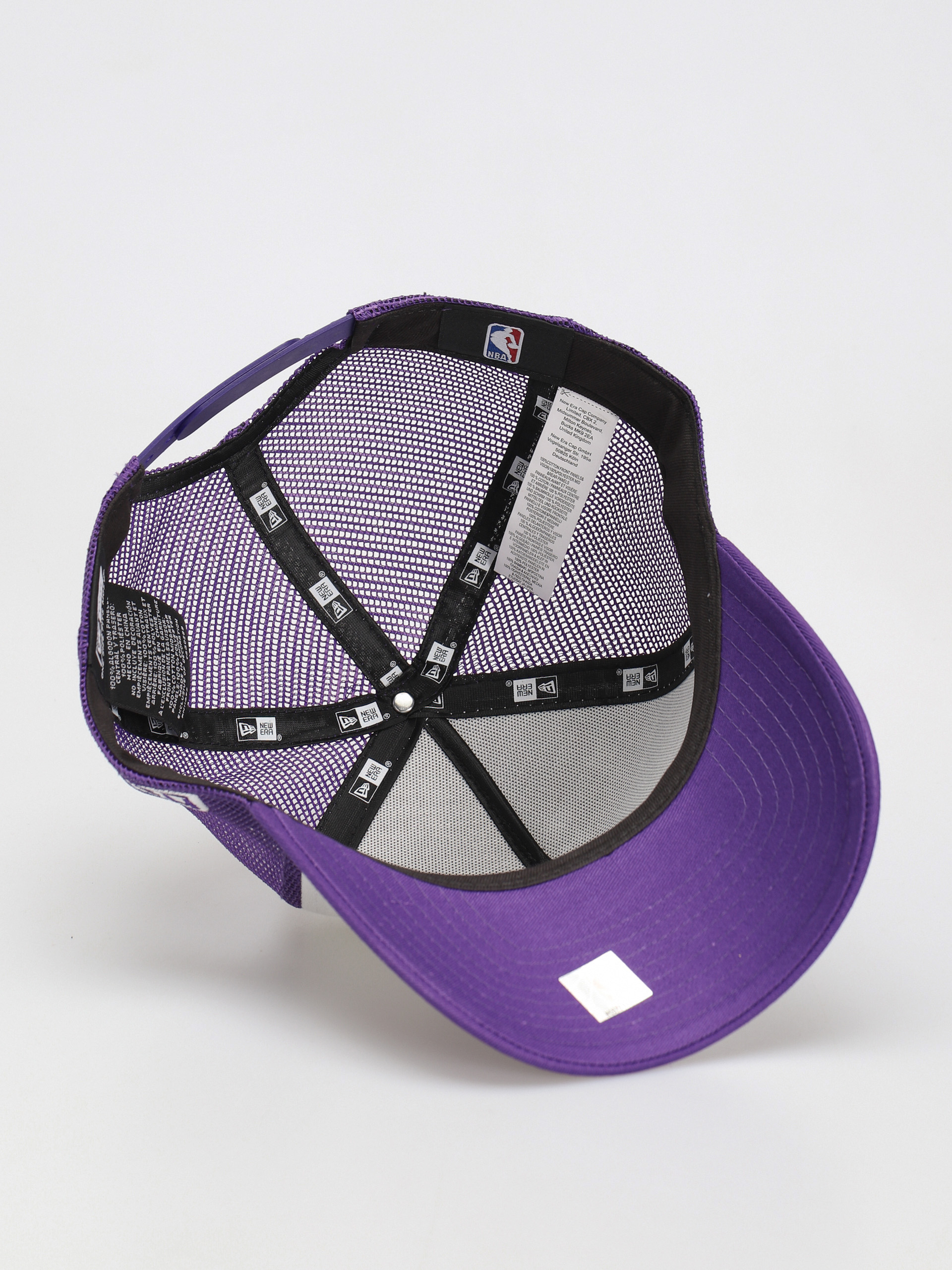 New Era Team Colour Block Trucker Los Angeles Lakers Cap (white/purple)