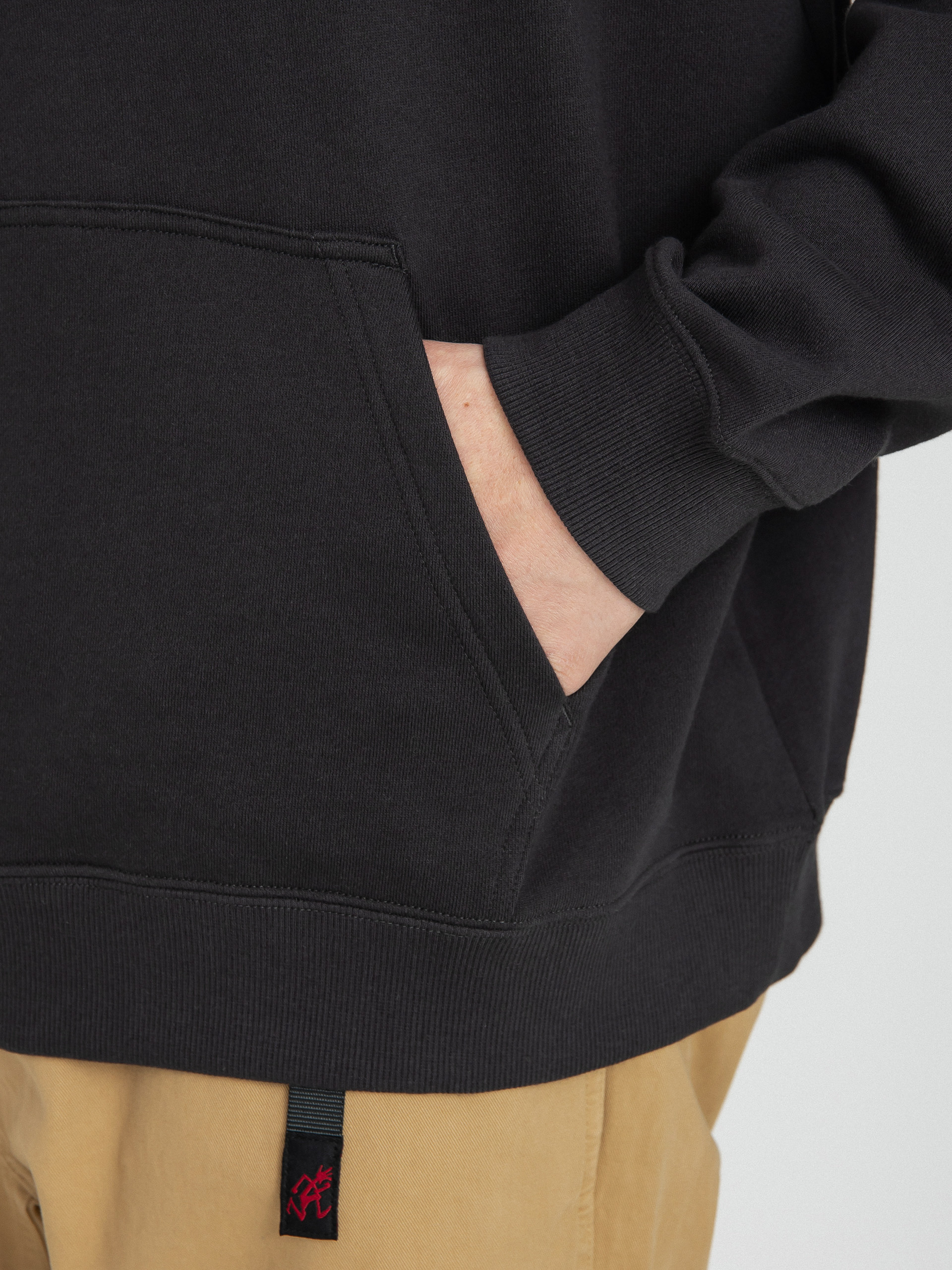 Gramicci One Point HD Hoodie (vintage black)