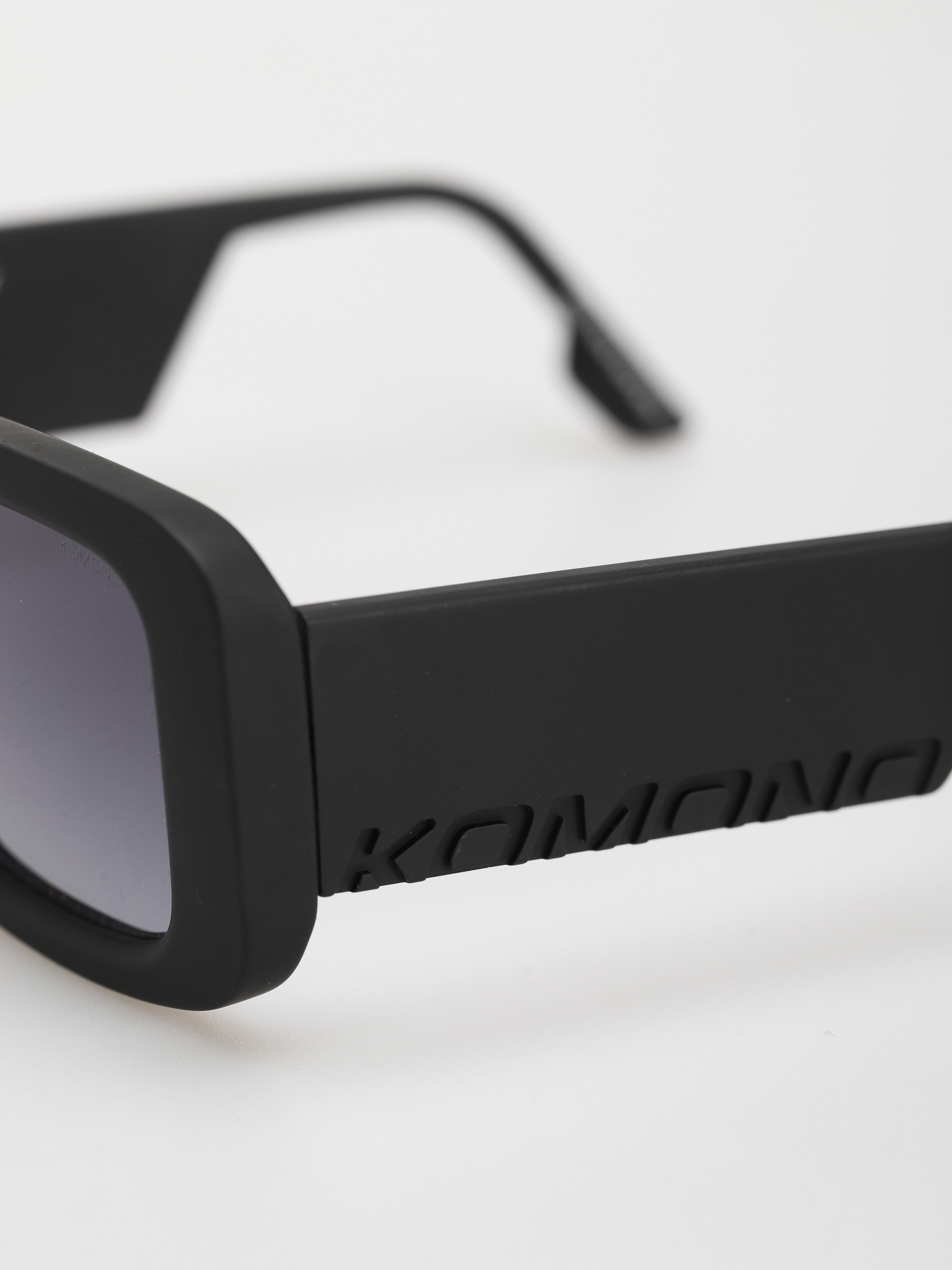 Komono Avery Sonnenbrille (carbon)