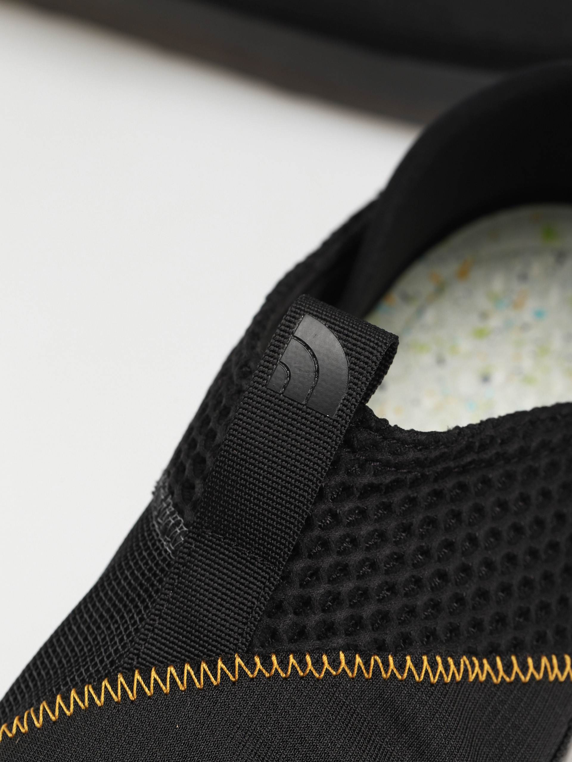 The North Face Base Camp Mule Shoes (tnf black/tnf black)